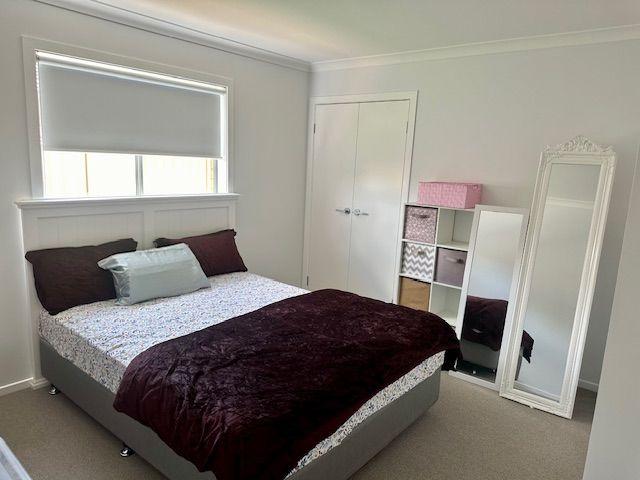 FOR LEASE. 11 CHISNALL STREET, COROWA