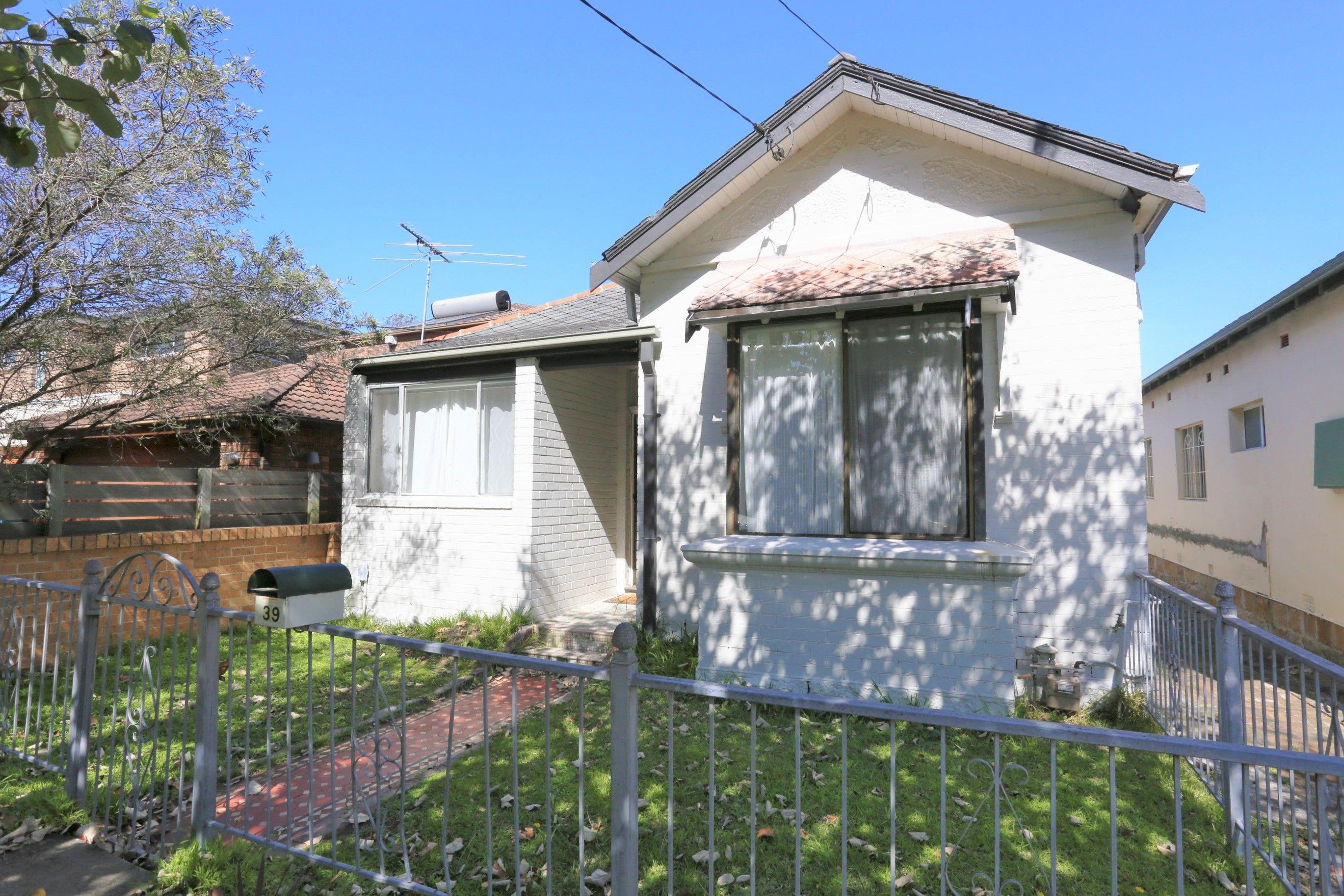 Prop-GPT: House: NSW Kingsford, NSW 2032 Home For Rent