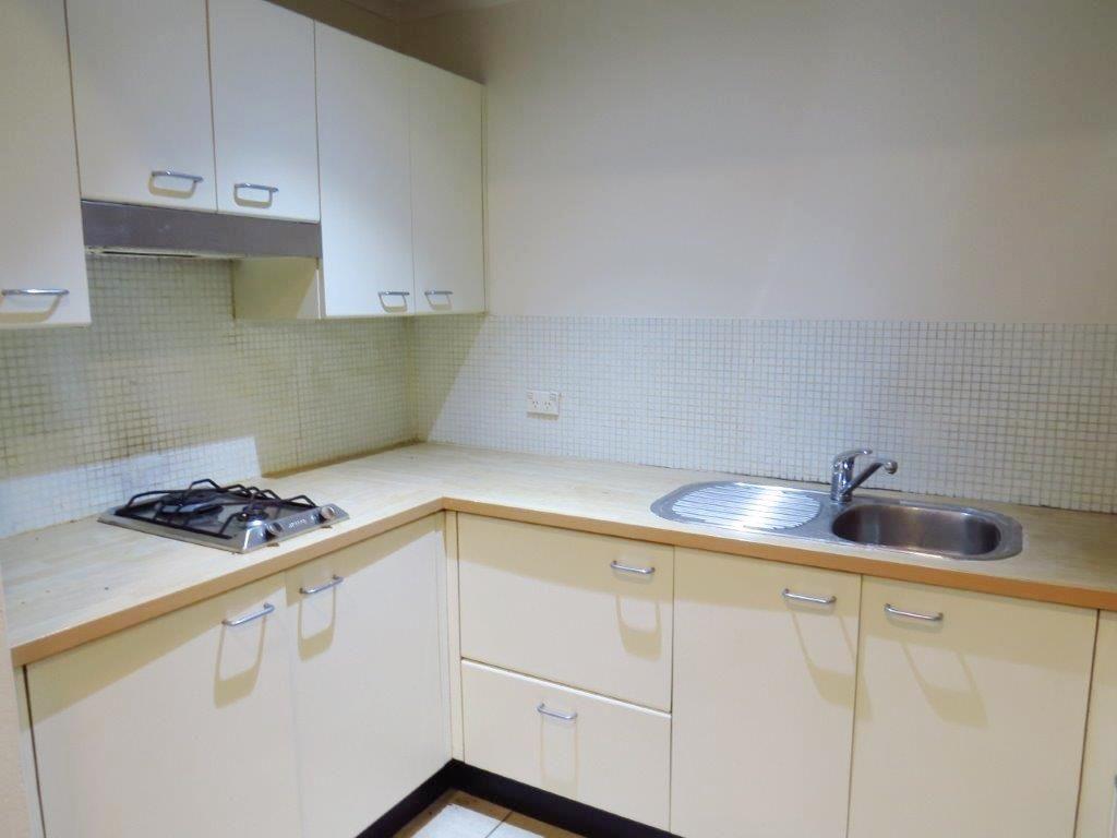 OVERSIZED MODERN STUDIO ACROSS THE ROAD FROM BONDI BEACH!