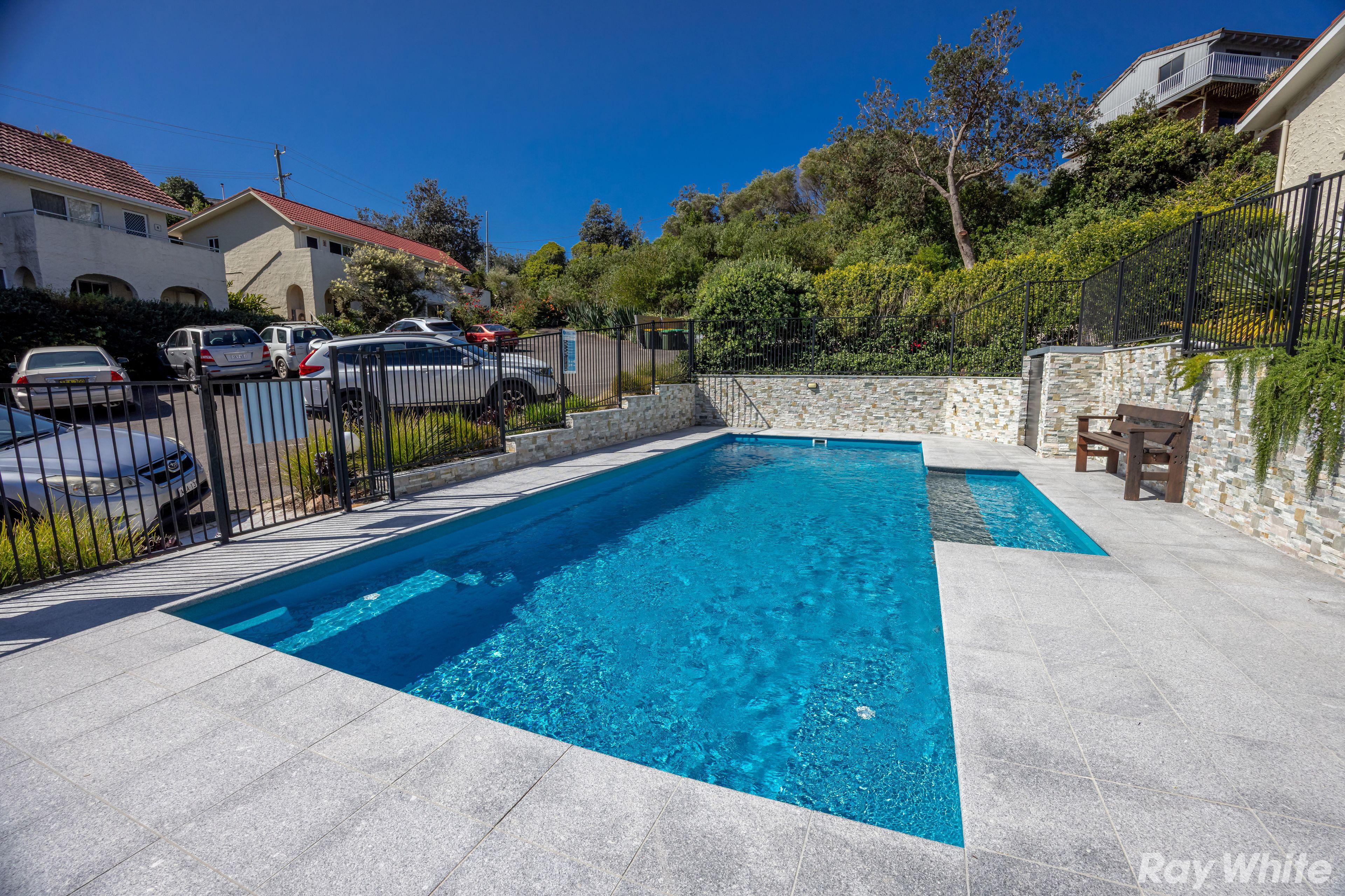 BEAUTIFULLY FURNISHED 2 BEDROOM BY THE BEACH!!