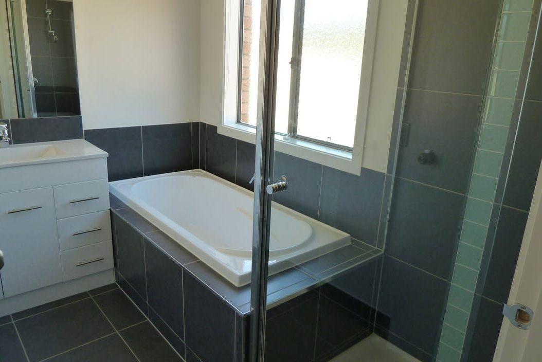 Spacious Family Home in Hamilton Valley