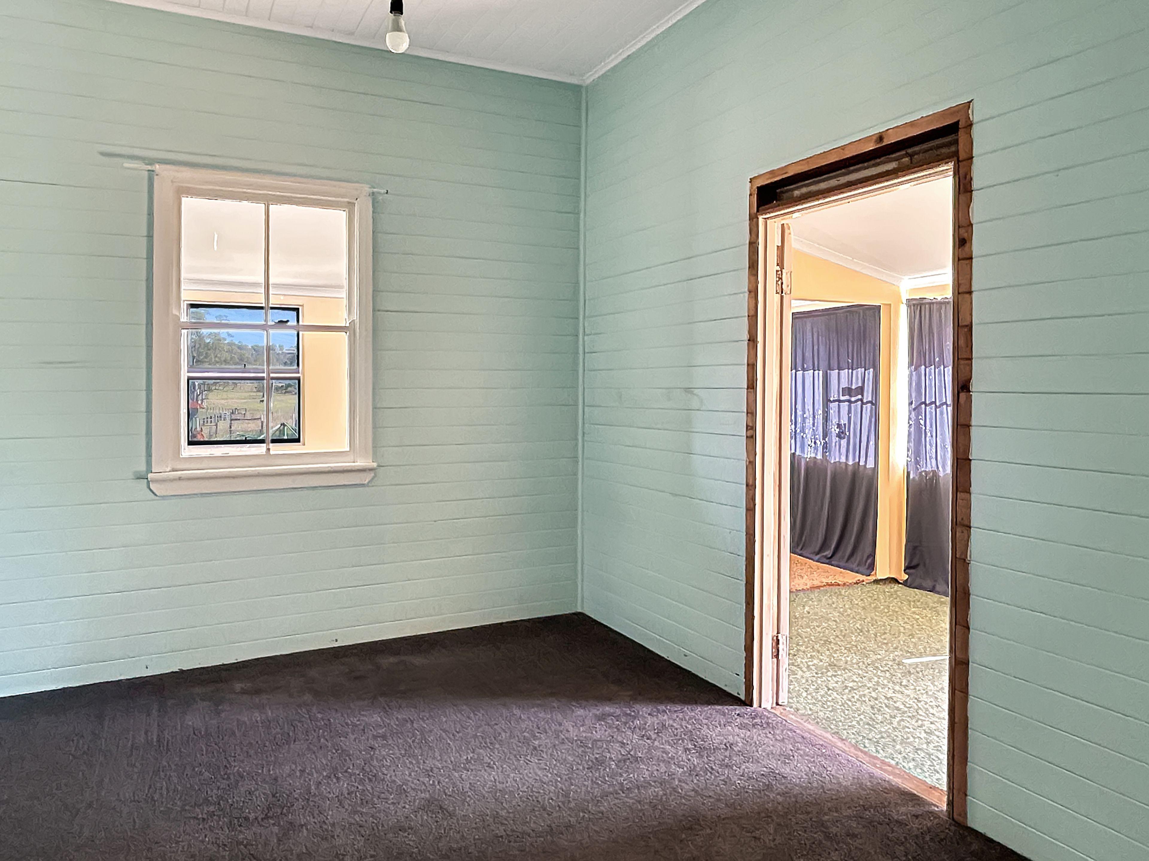 Lifestyle & Grazing Opportunity in Spring Grove