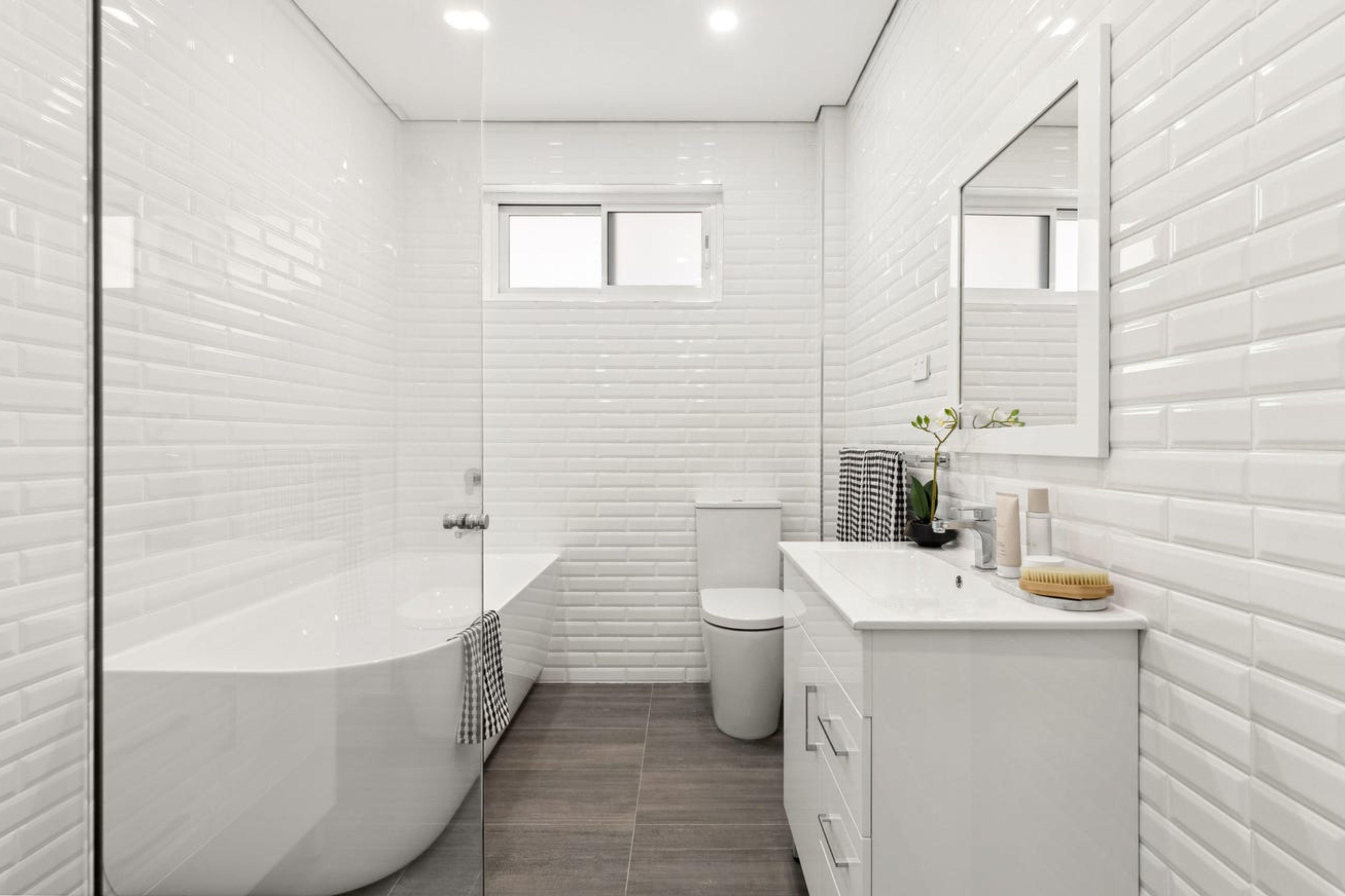 Grand Seven-Bedroom Family Home in a Blue-Chip Location