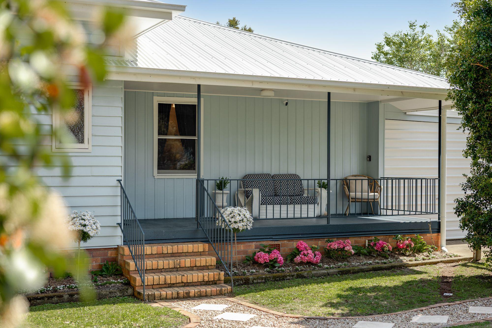 Prop-GPT: Lifestyle: QLD Crows Nest, QLD 4355 Rural