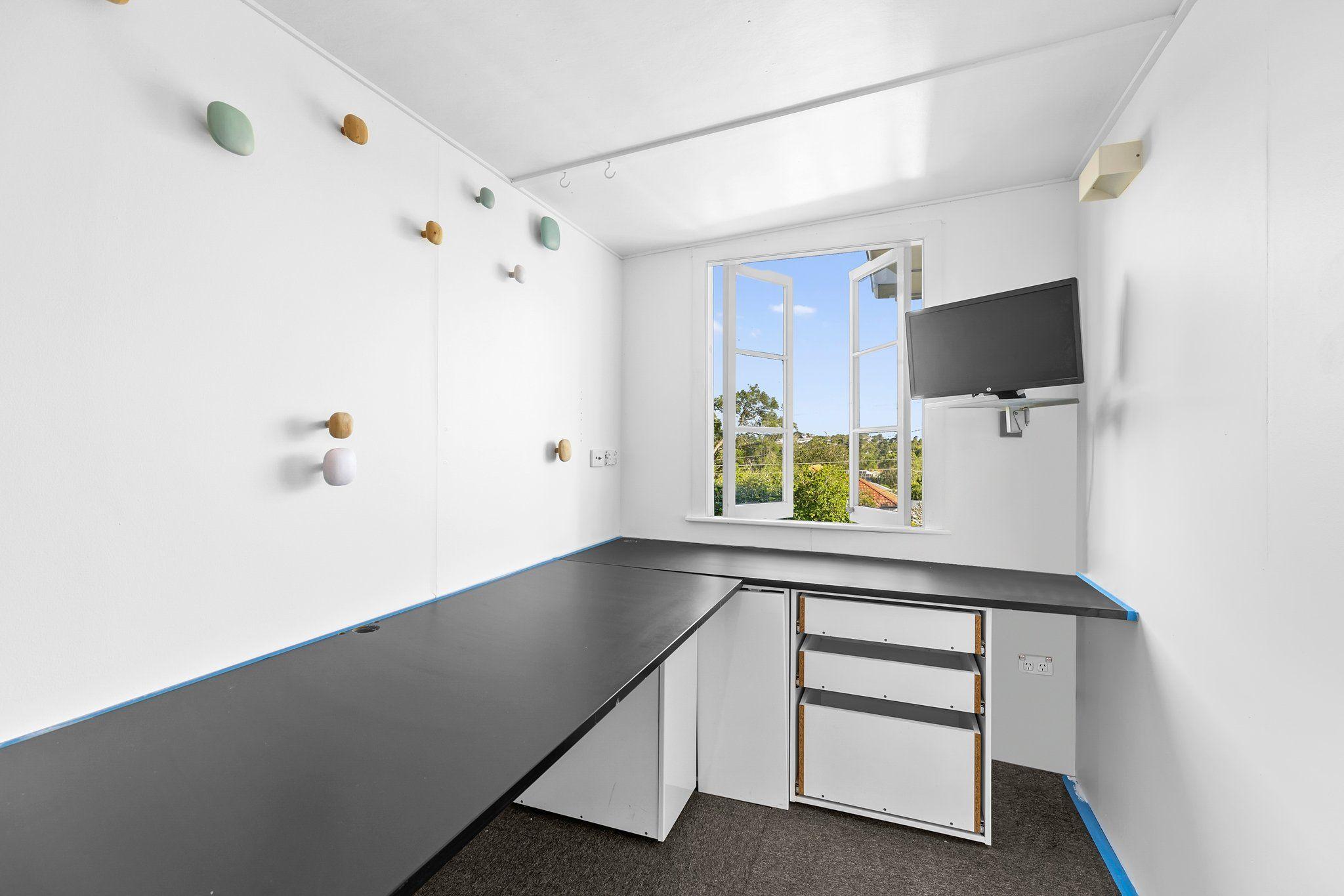 Picture perfect | Pool & Garden Maintenance Included!