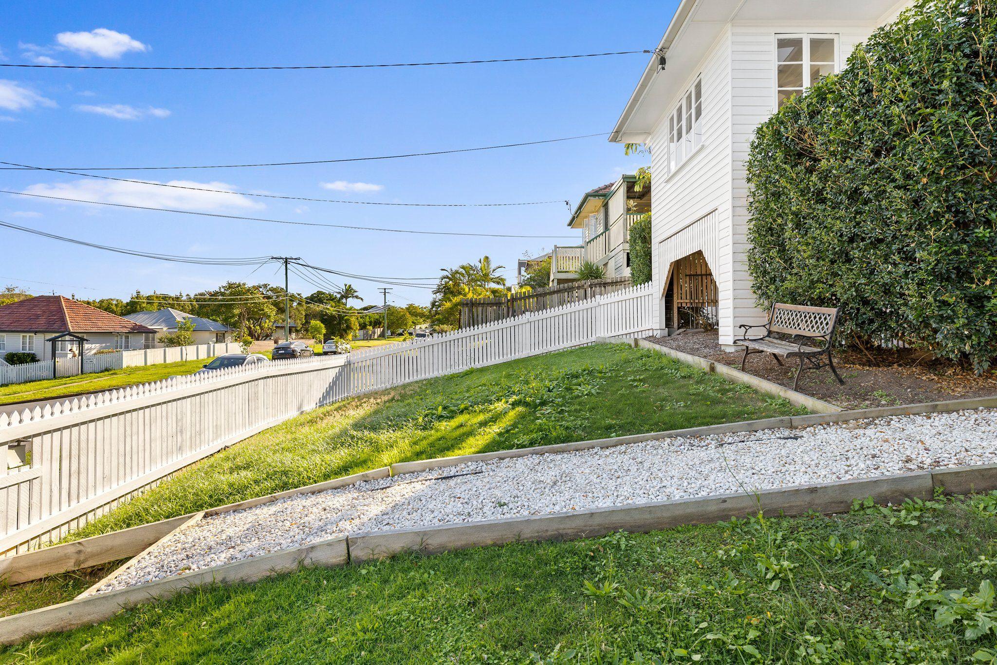 Picture perfect | Pool & Garden Maintenance Included!