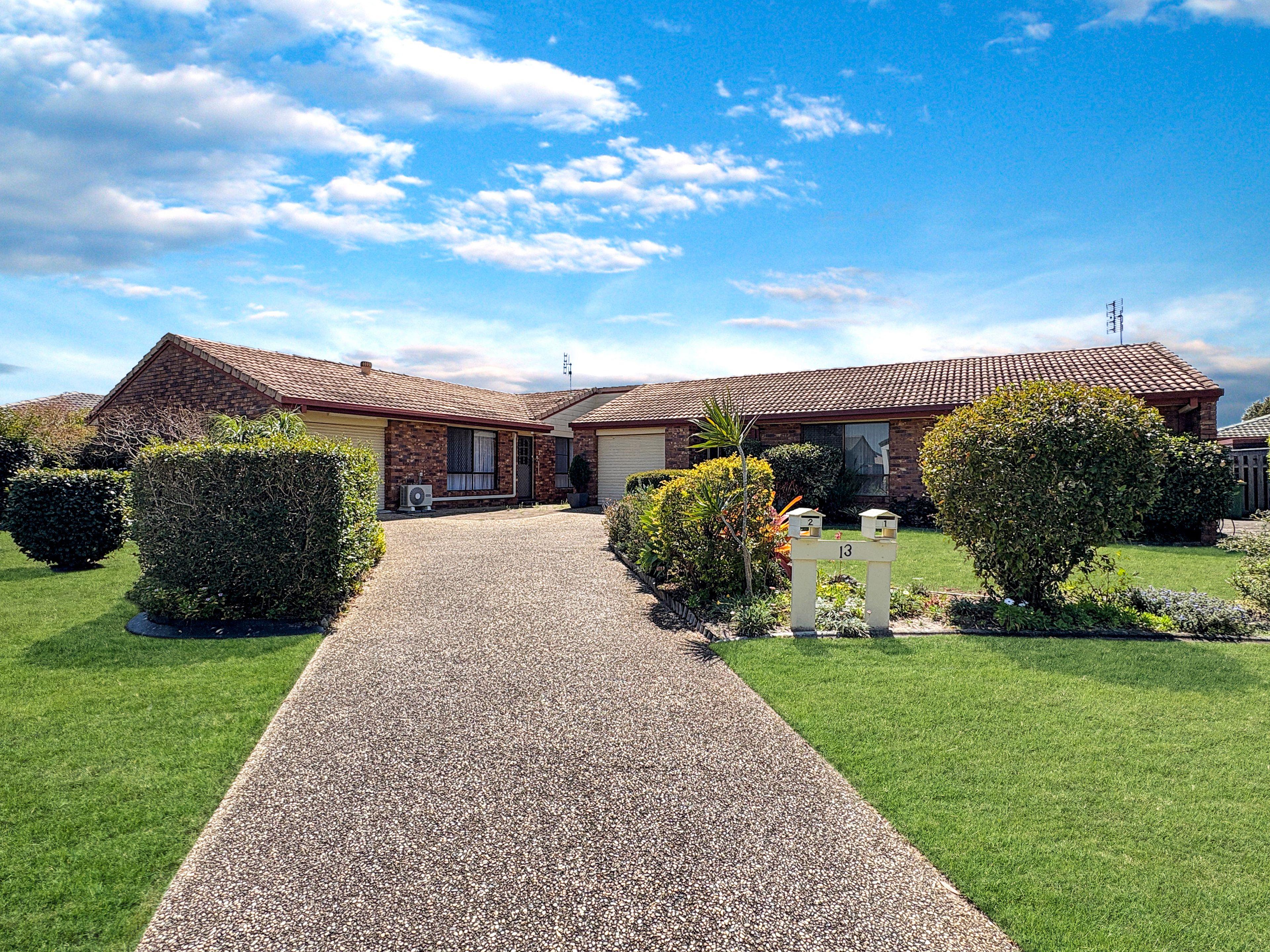 Prop-GPT: Unit: QLD Golden Beach, QLD 4551 Home For Rent