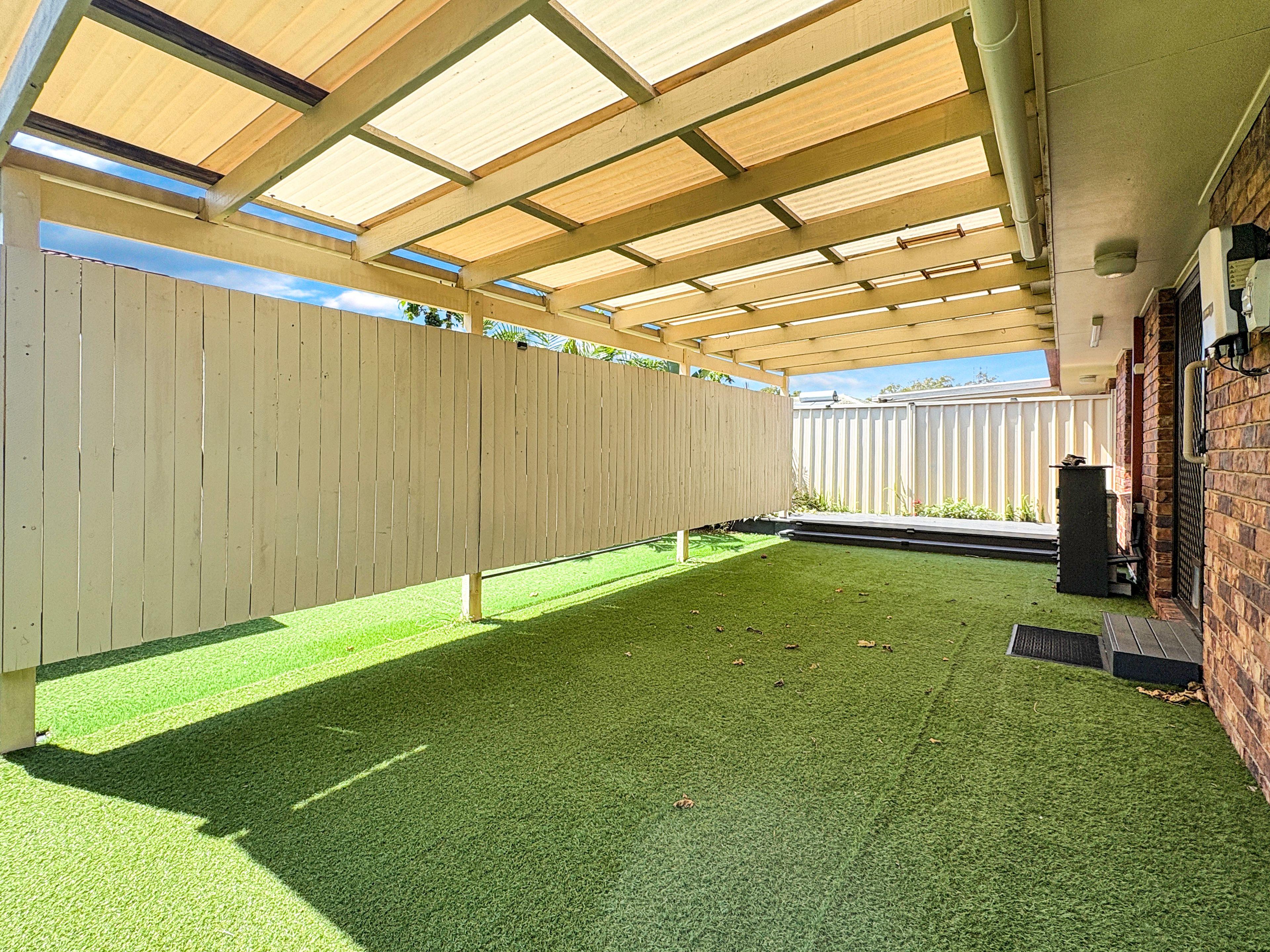 House Sized Duplex with a large yard!