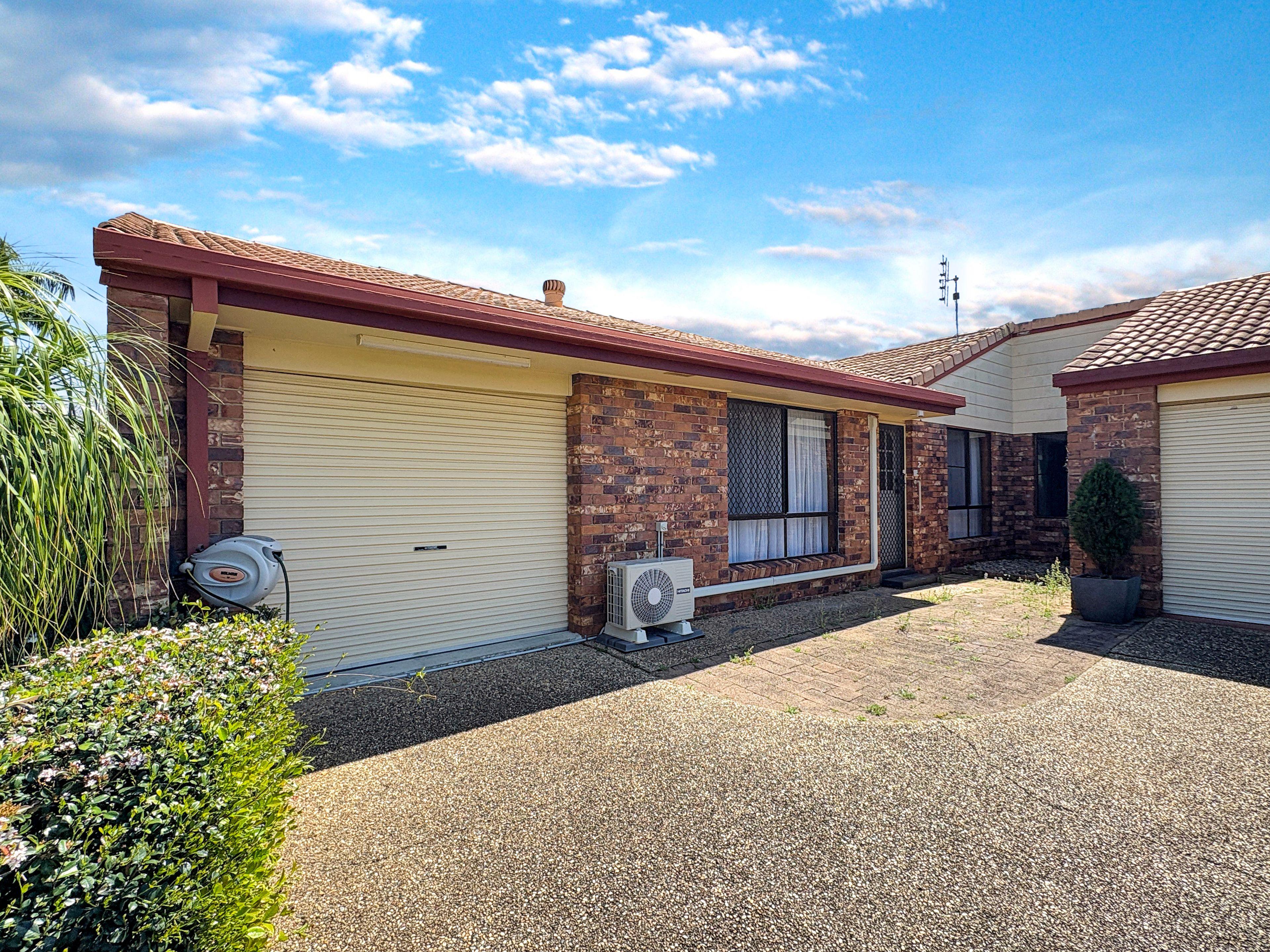 House Sized Duplex with a large yard!