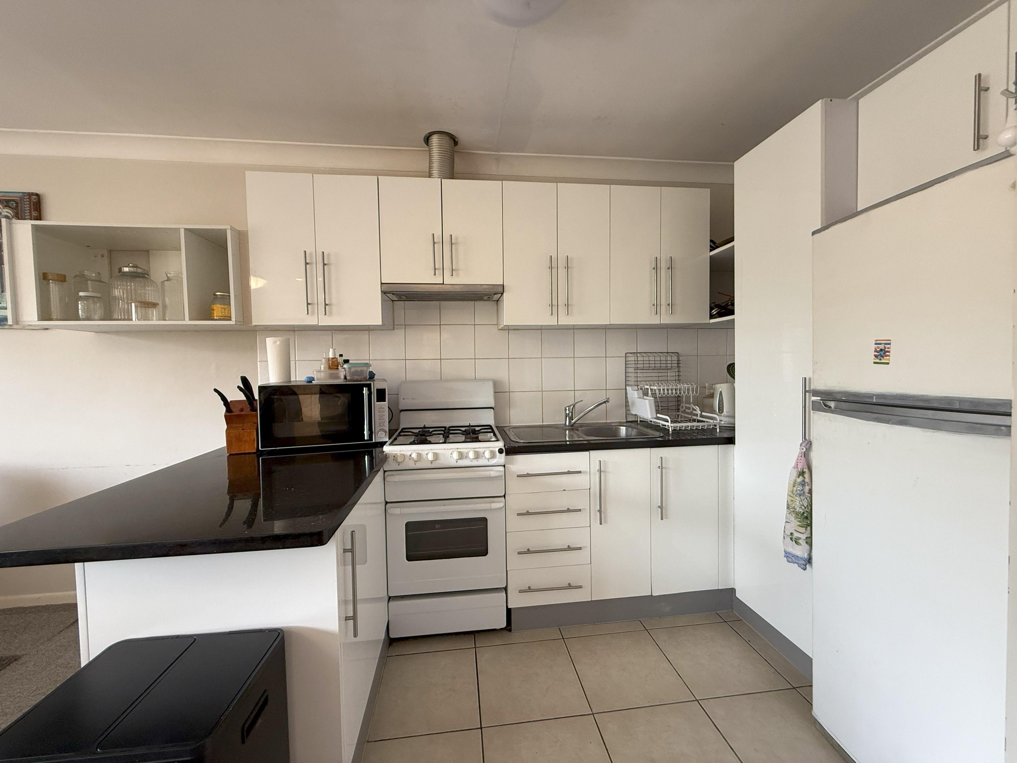 Prop-GPT: House: QLD Greenslopes, QLD 4120 Home For Rent