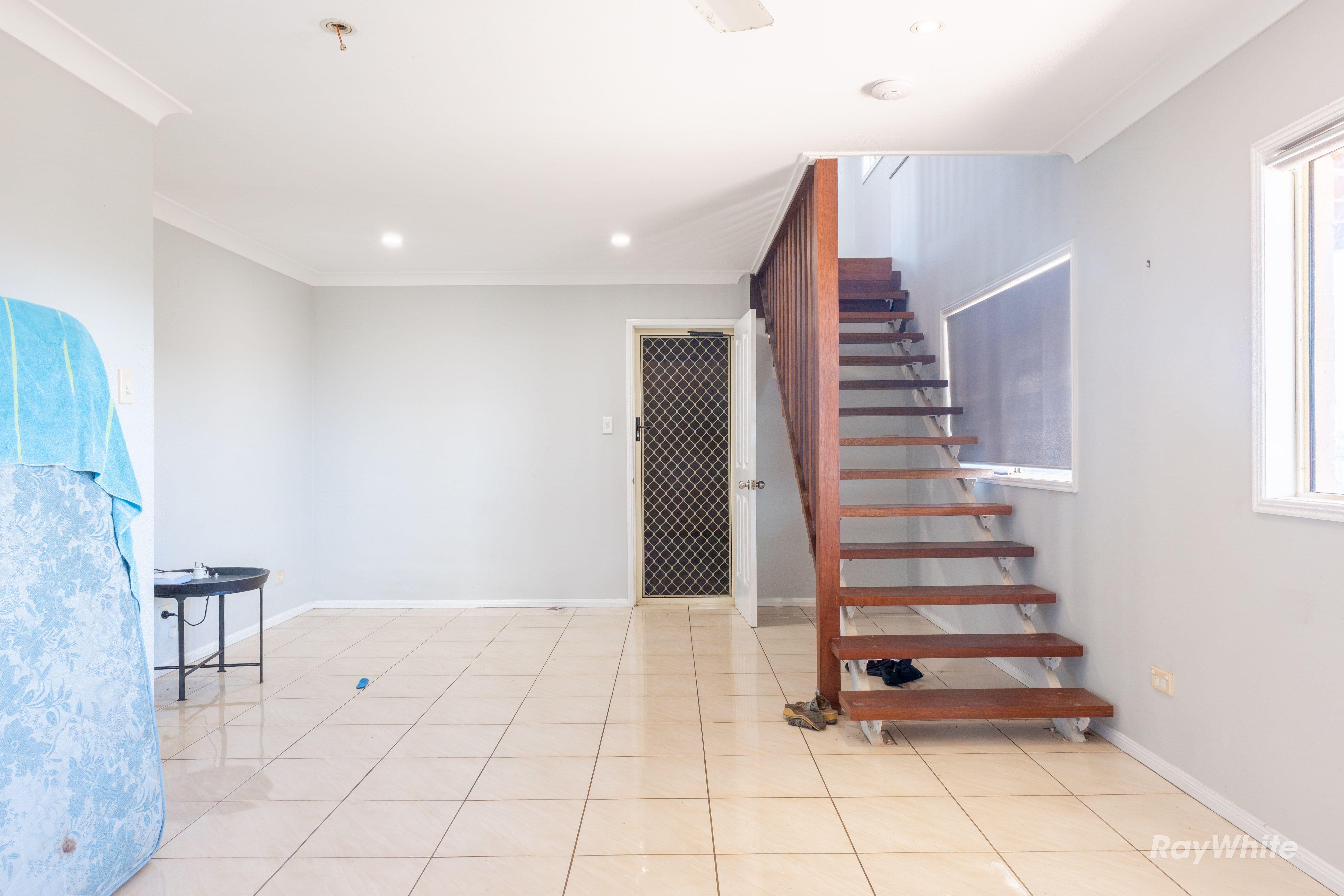 Two Storey Family Home with Ocean Views