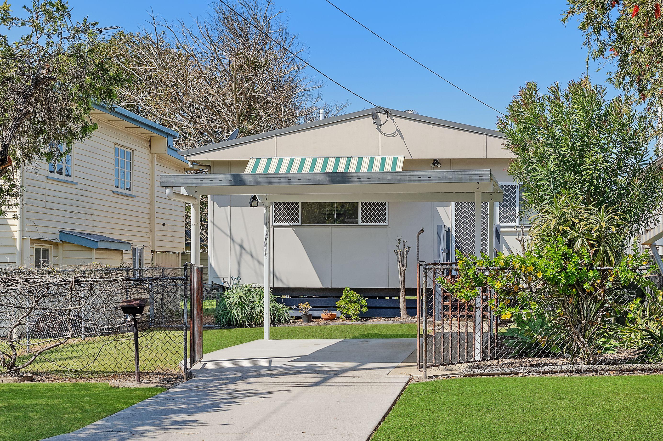 Prop-GPT: House: QLD Redcliffe, QLD 4020 Home For Rent