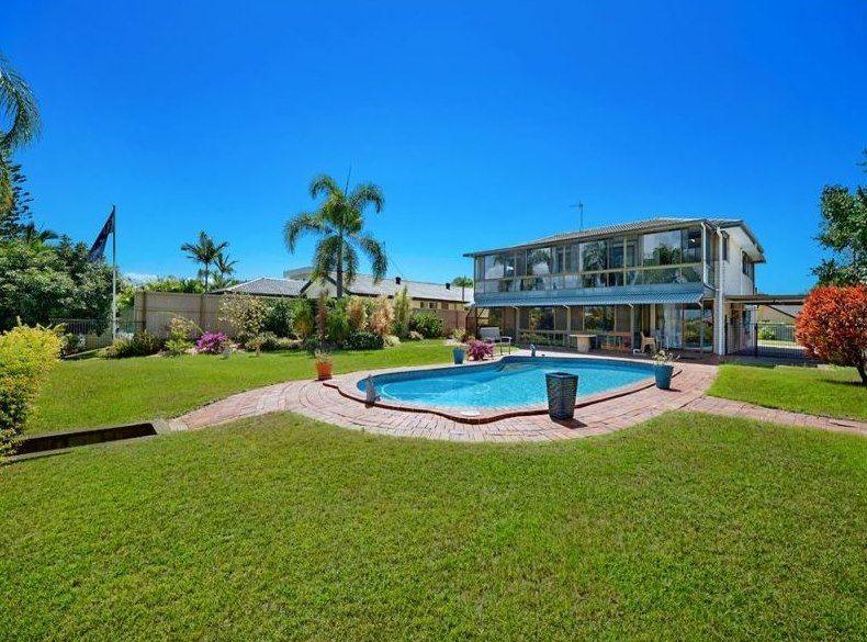 Prop-GPT: House: QLD Broadbeach Waters, QLD 4218 Home For Rent