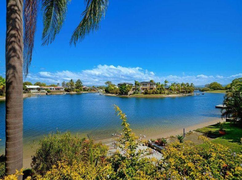 Large Yard, Water Front, Dual Living Property