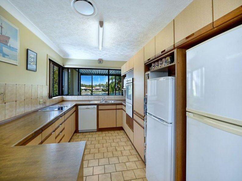 Large Yard, Water Front, Dual Living Property