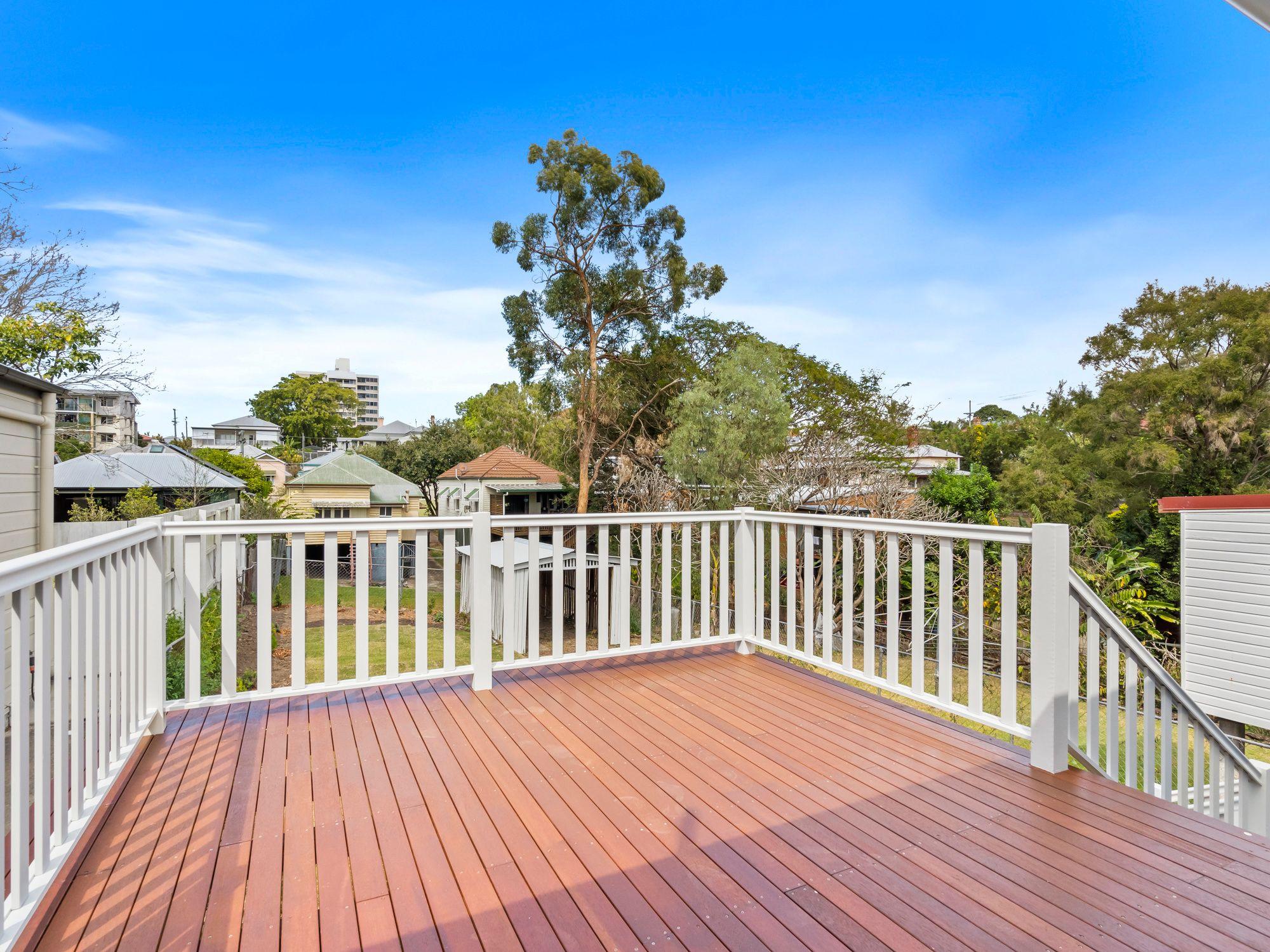 Charming Fully Renovated Queenslander - 3 Bedrooms