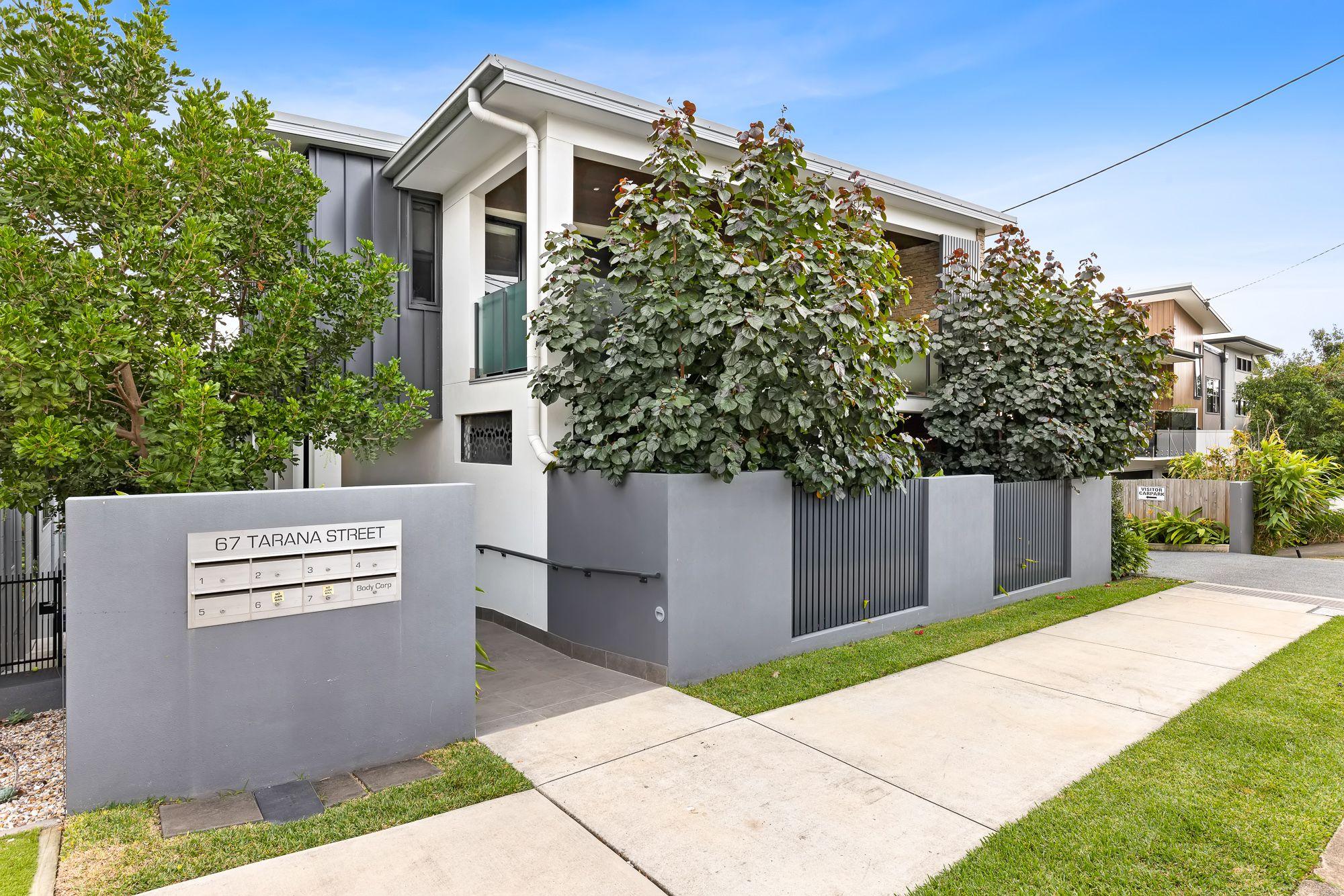 Prop-GPT: Apartment: QLD Camp Hill, QLD 4152 Home For Rent