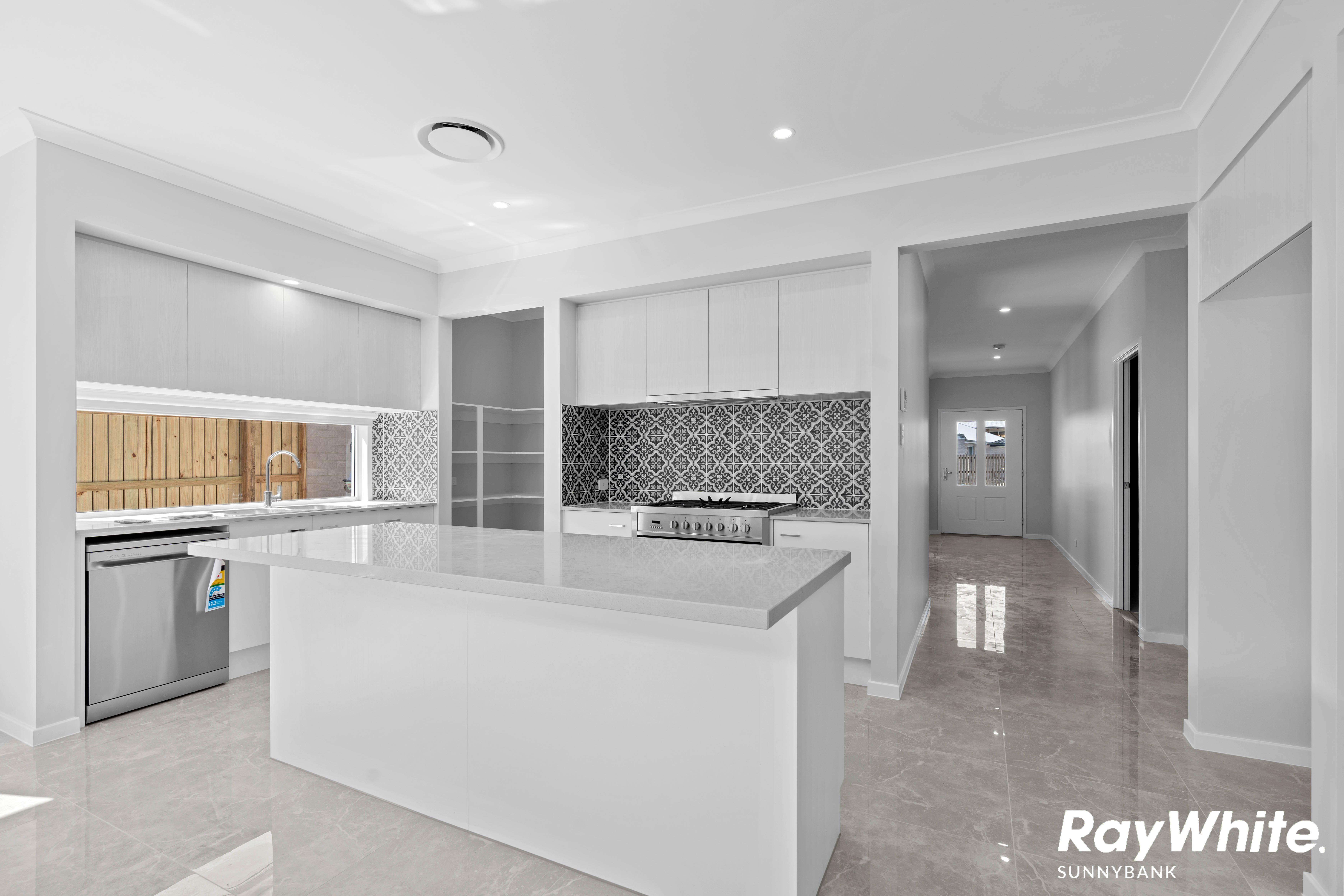 Spacious Family Living with Ducted Aircon