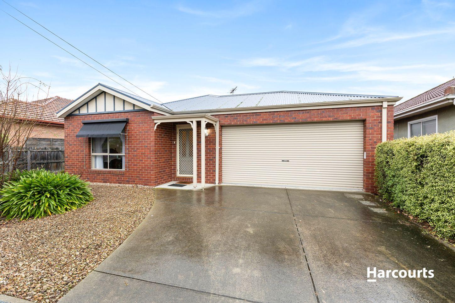 Prop-GPT: House: VIC Bell Park, VIC 3215 Victoria 3215