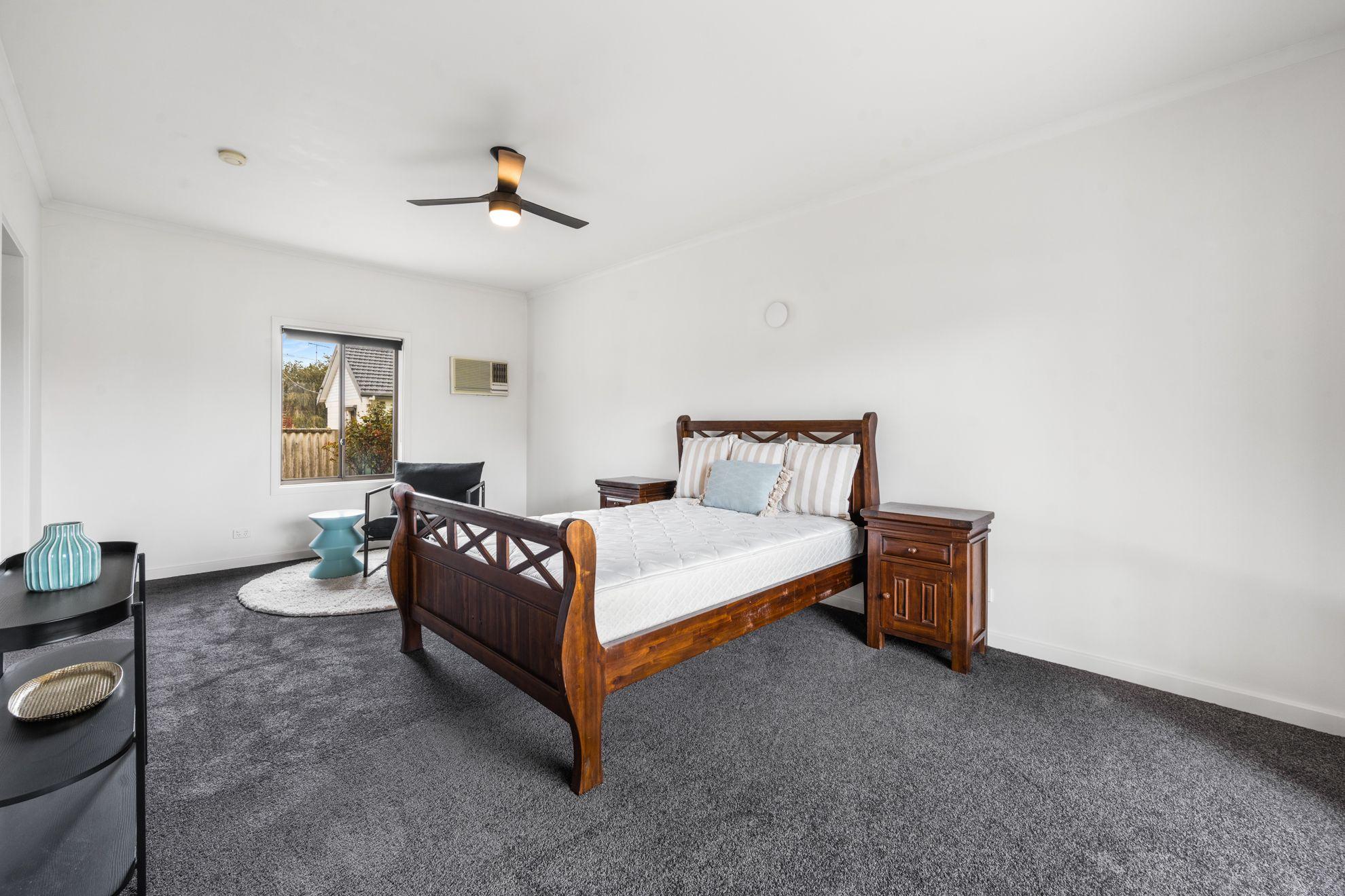 Effortless Living: Furnished & Ready Now!