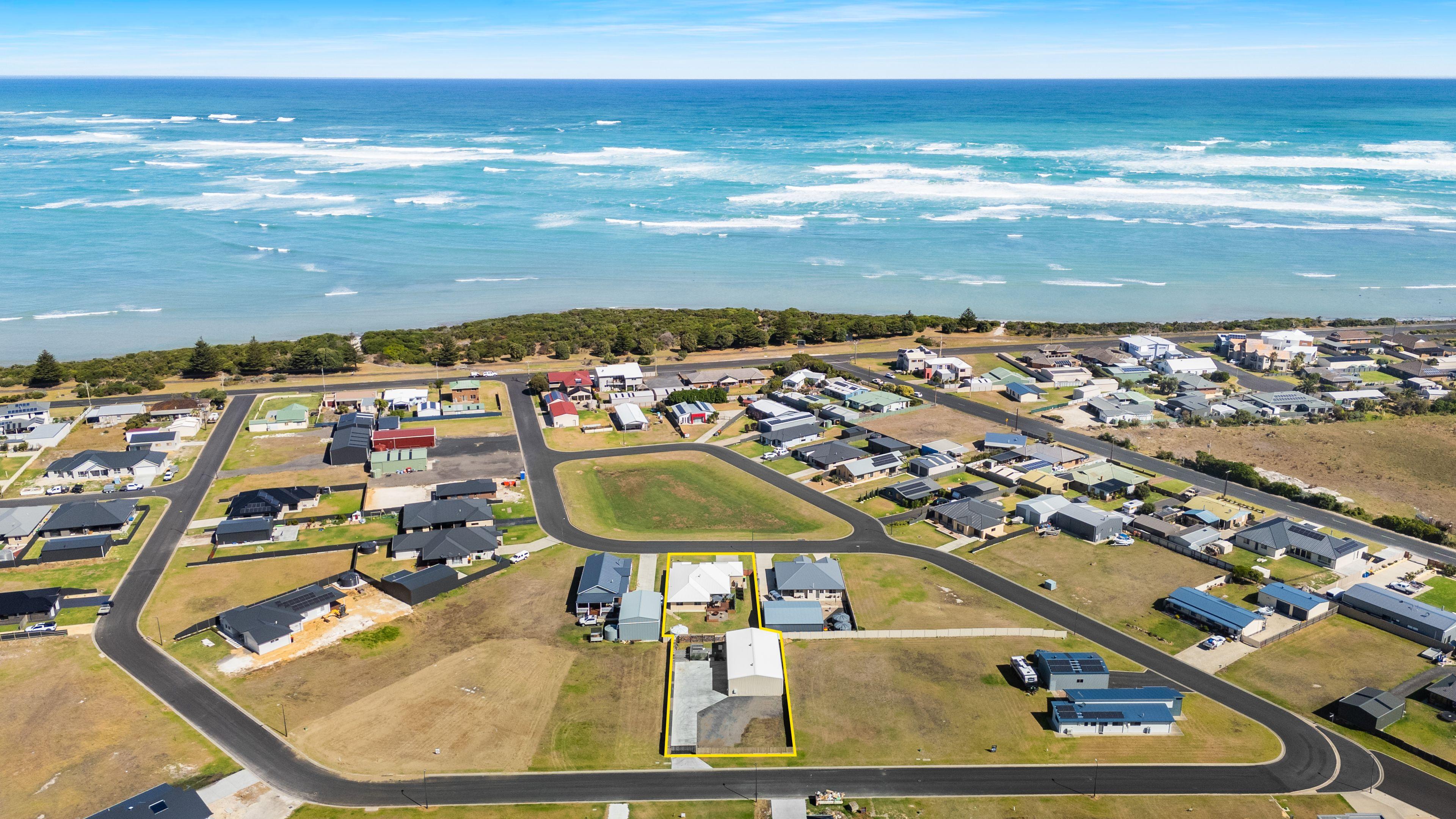 Your Coastal Dream Awaits in Port MacDonnell