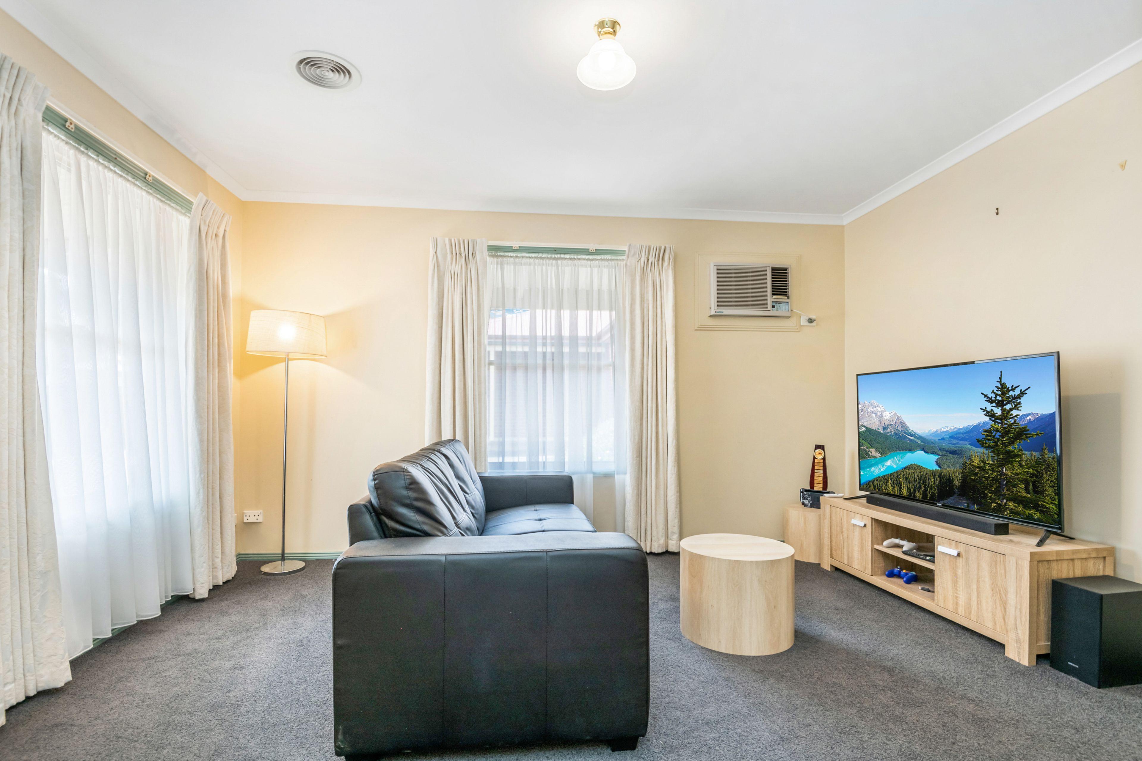 Spacious 3-Bedroom Family Home!