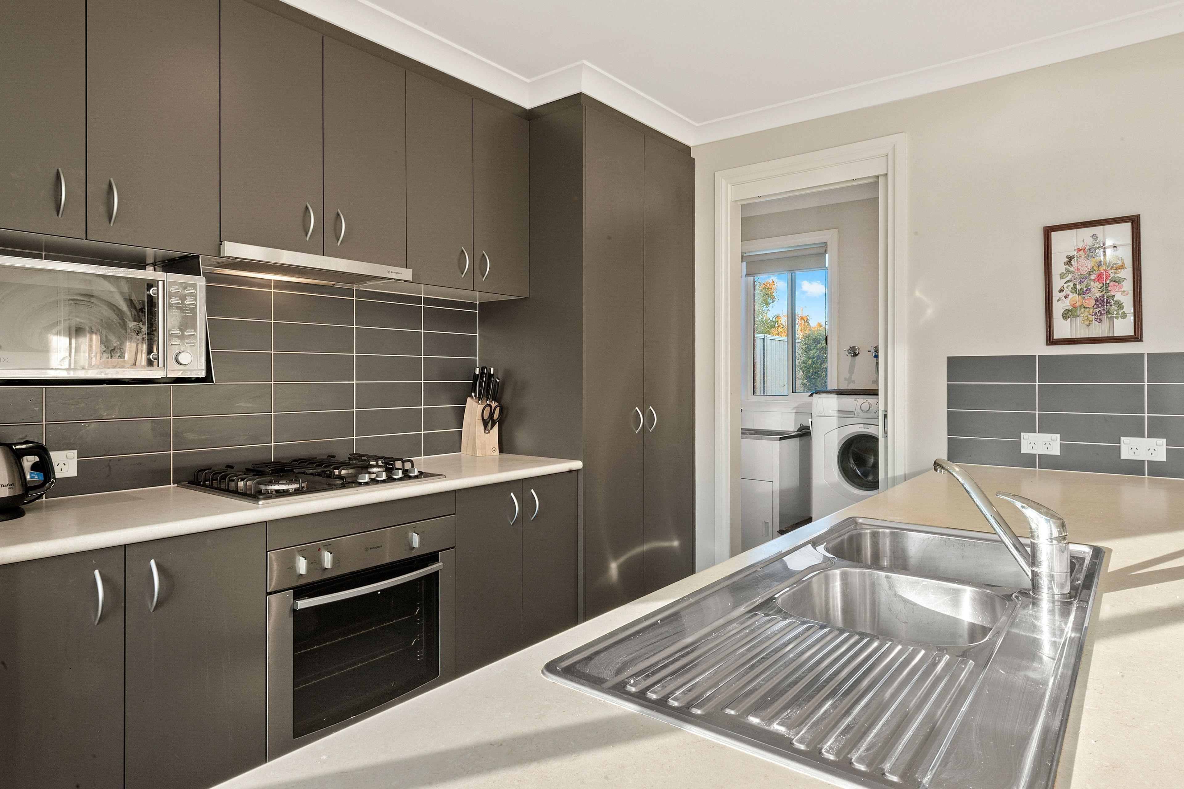 Spacious 3-Bedroom Home with Parkland Outlook