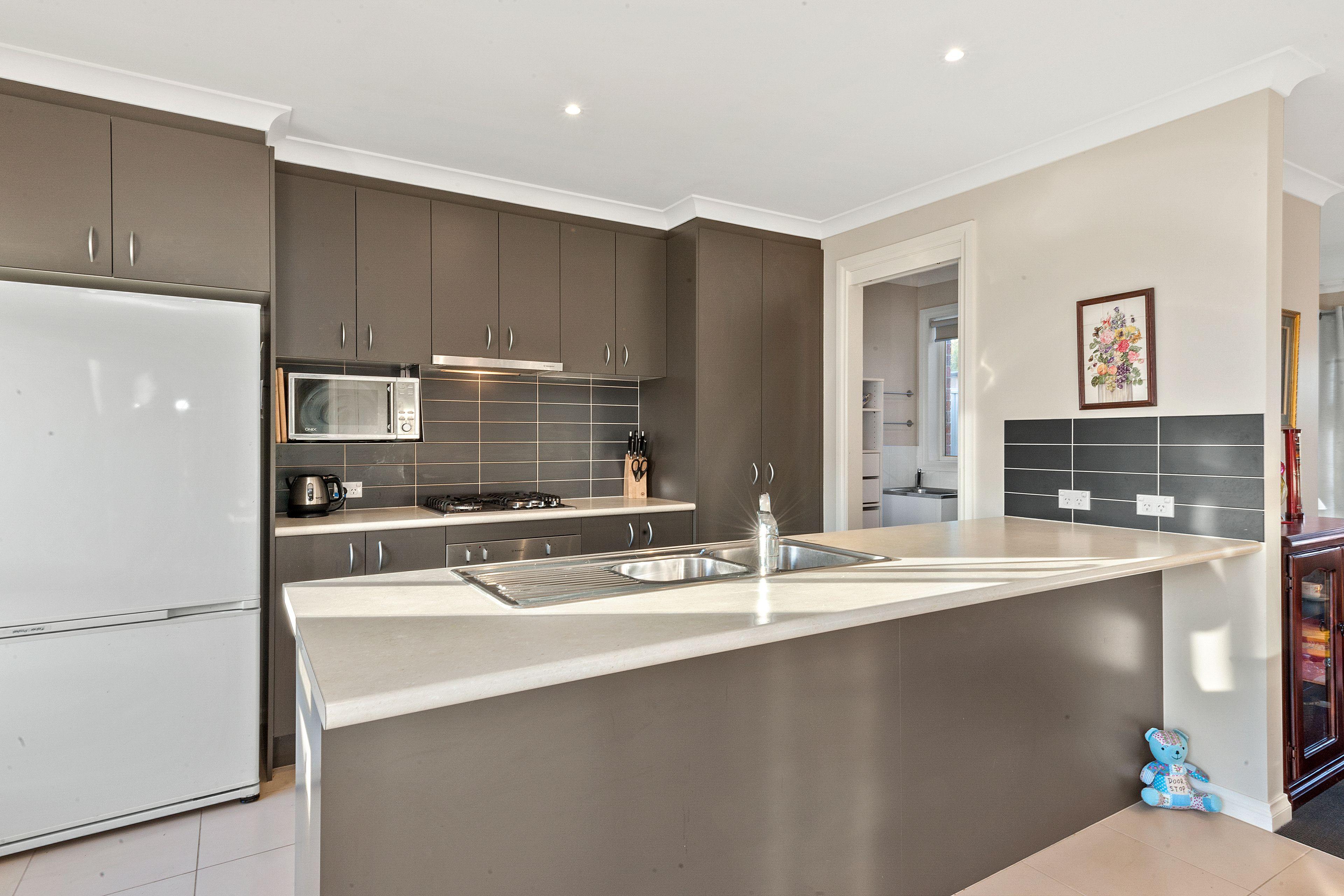 Spacious 3-Bedroom Home with Parkland Outlook