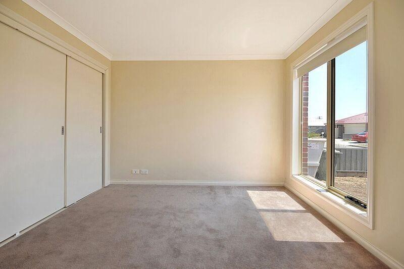 Spacious 3-Bedroom Home in Prime Wendouree Location