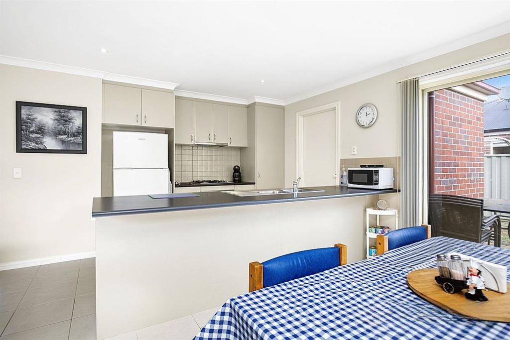 Spacious 3-Bedroom Home in Prime Wendouree Location