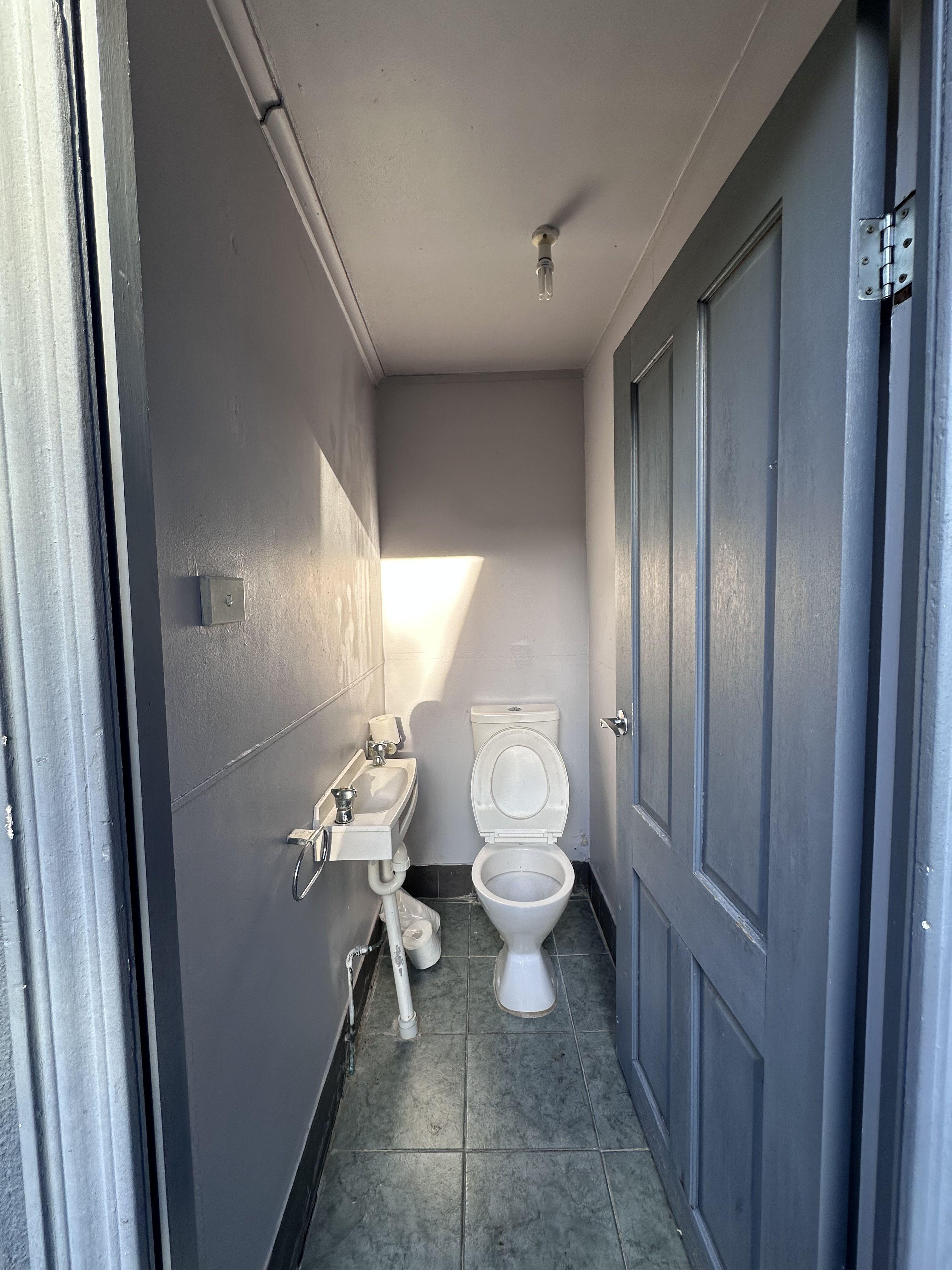 Studio in Merrylands West