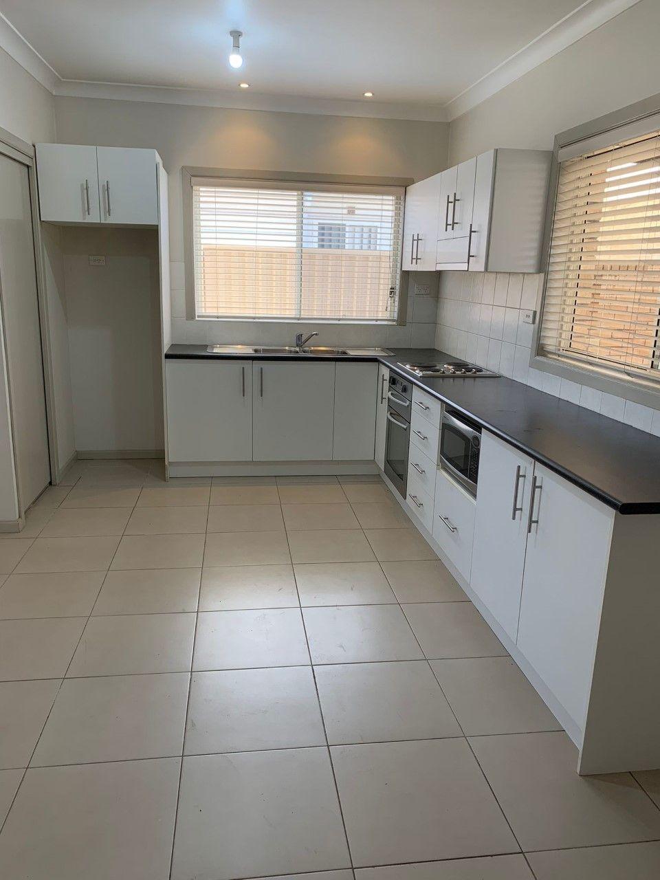 Spacious 1 Bedroom Granny Flat in Prime Fairfield Location