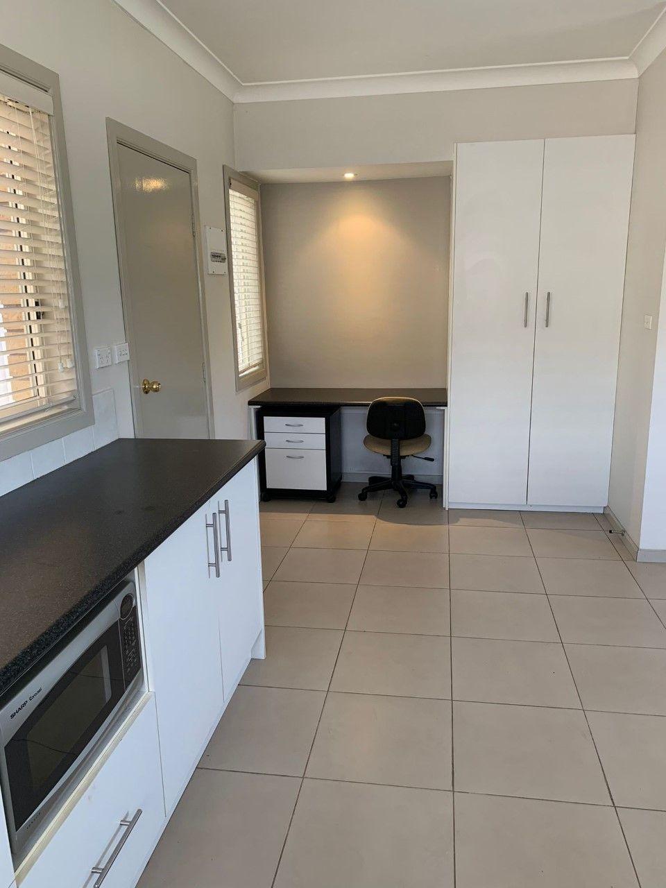 Spacious 1 Bedroom Granny Flat in Prime Fairfield Location