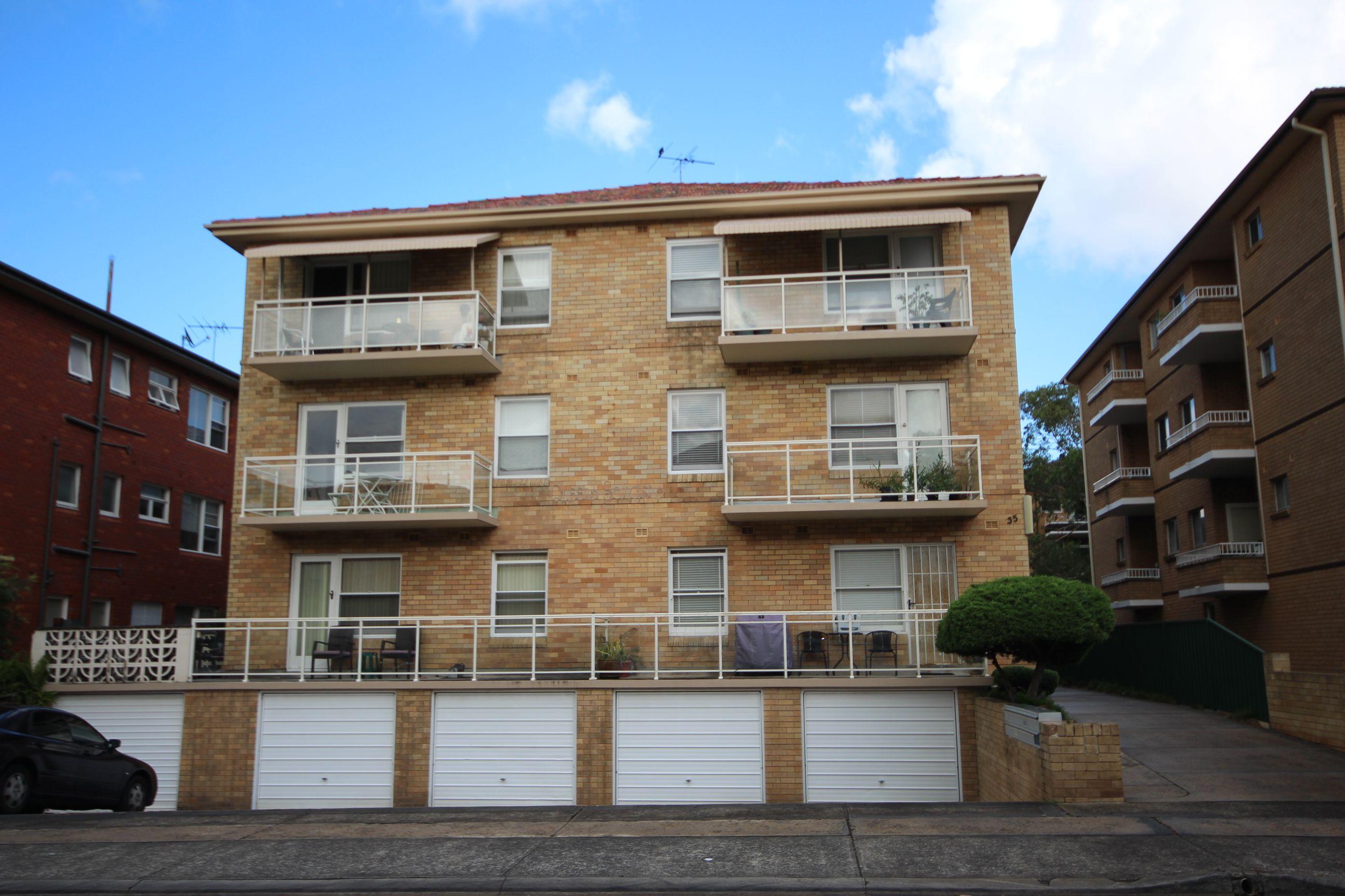Renovated Beachside Unit