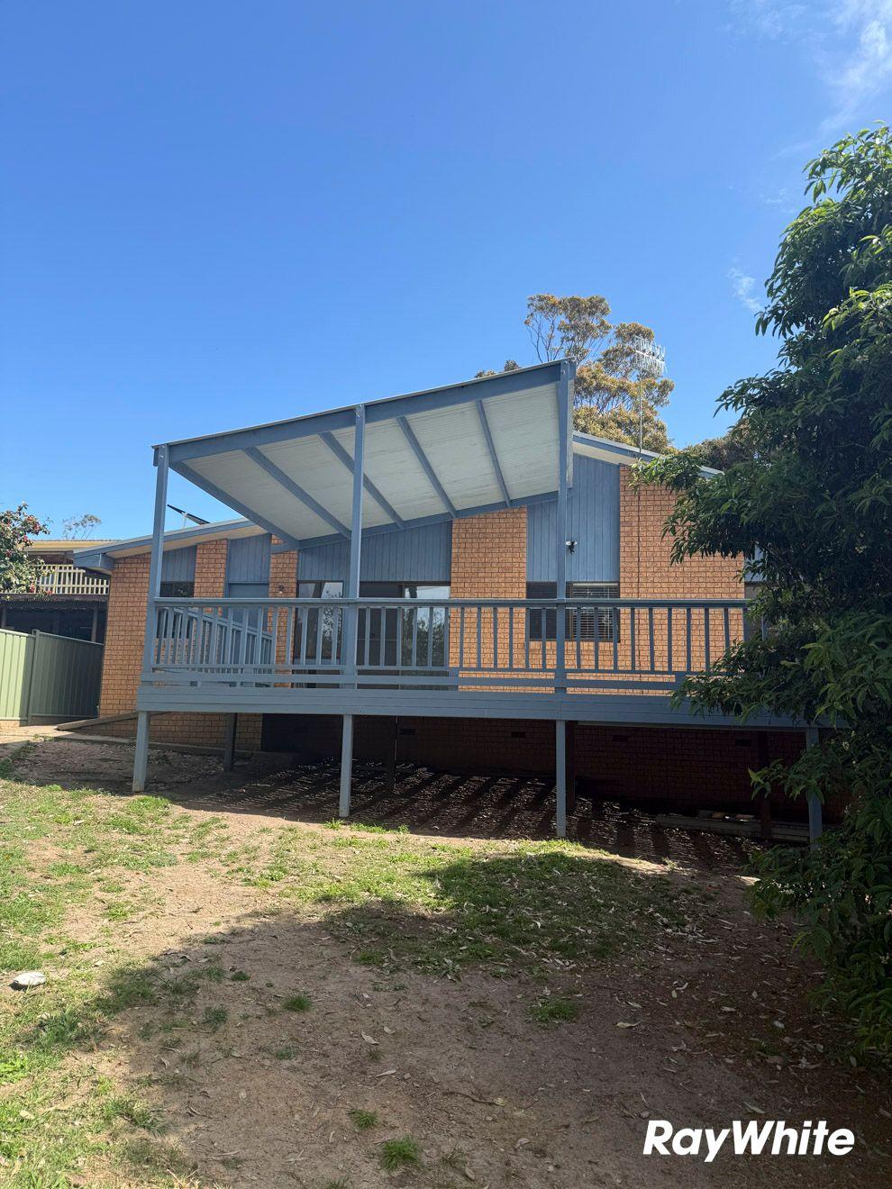 Family home located in Lilli Pilli