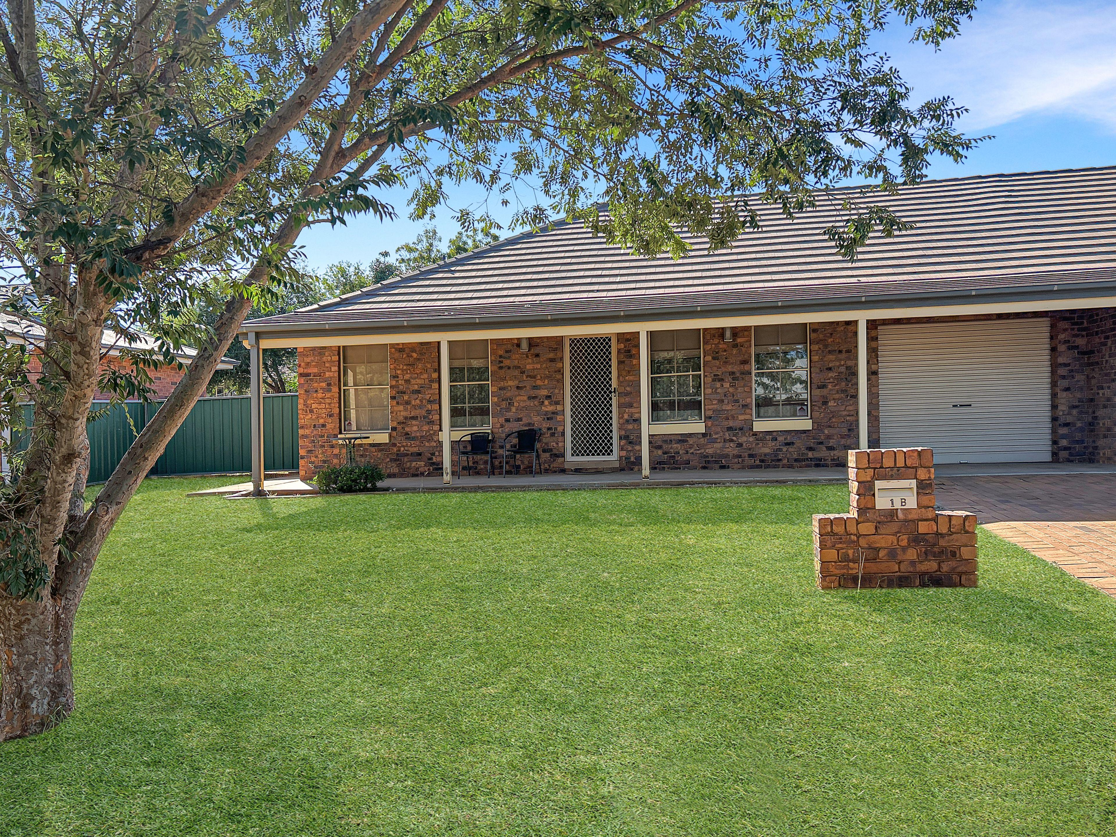 Prop-GPT: DuplexSemi-detached: NSW Dubbo, NSW 2830 Home For Rent