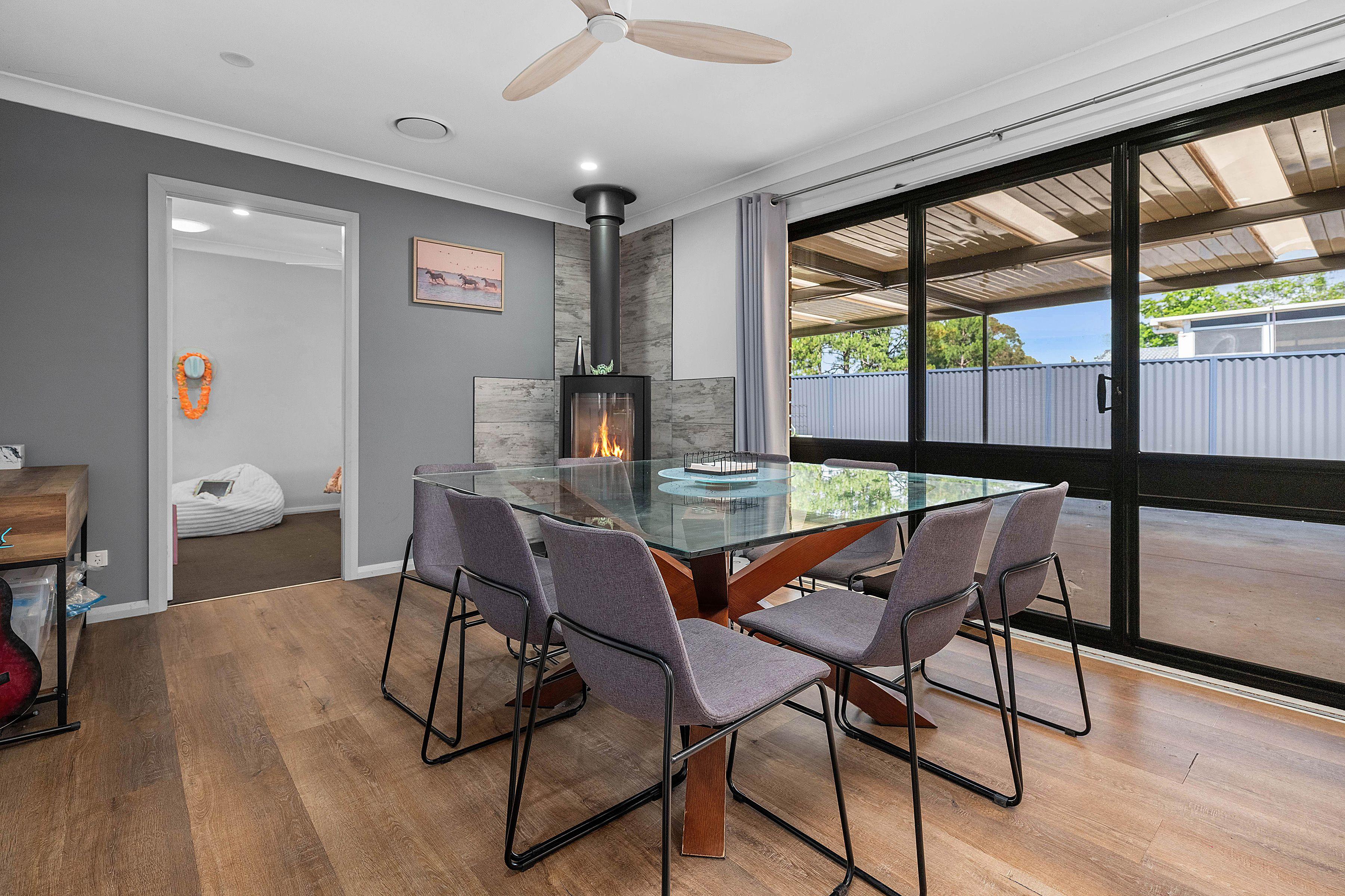 WONDERFUL 4 BEDROOM HOME !