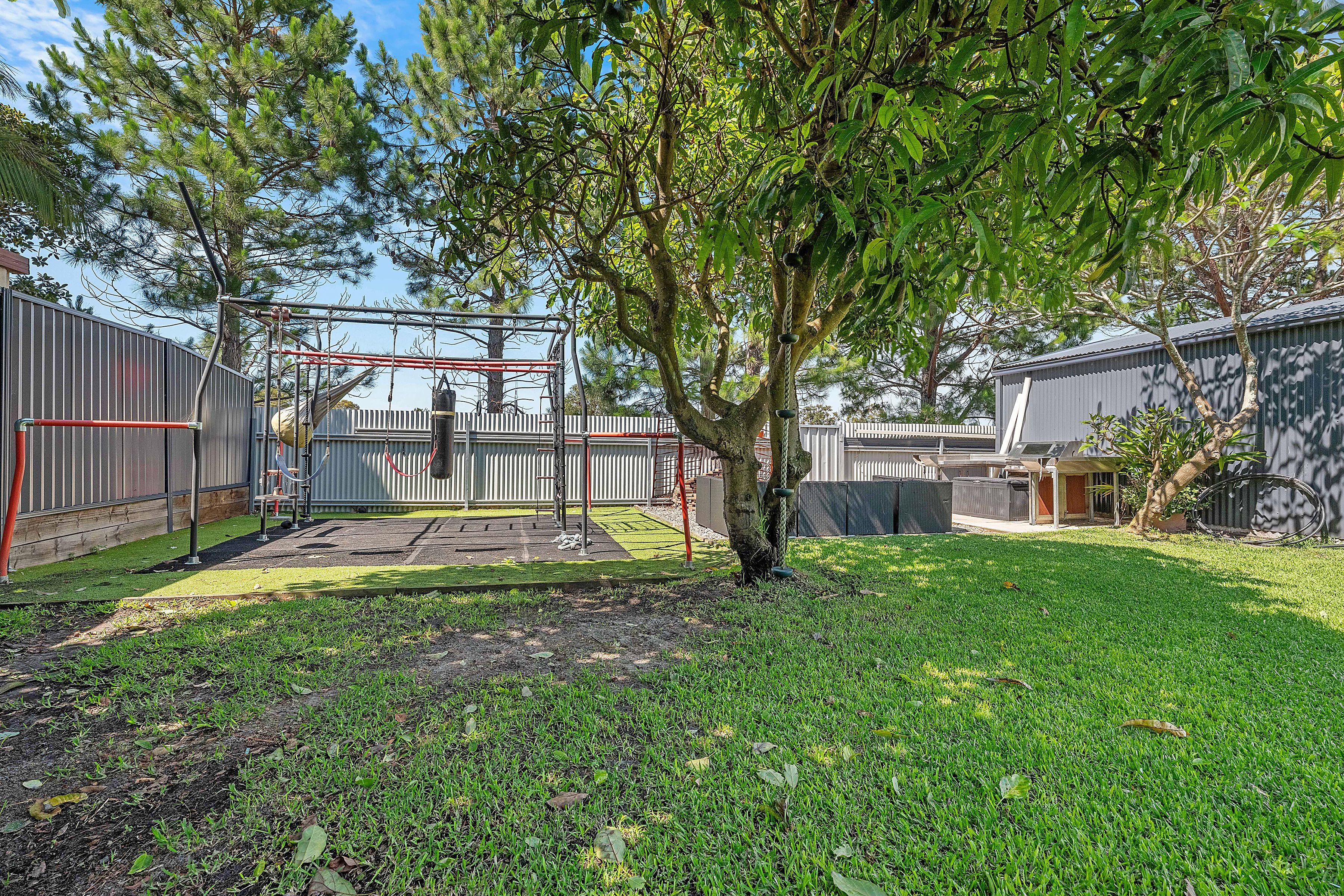 WONDERFUL 4 BEDROOM HOME !