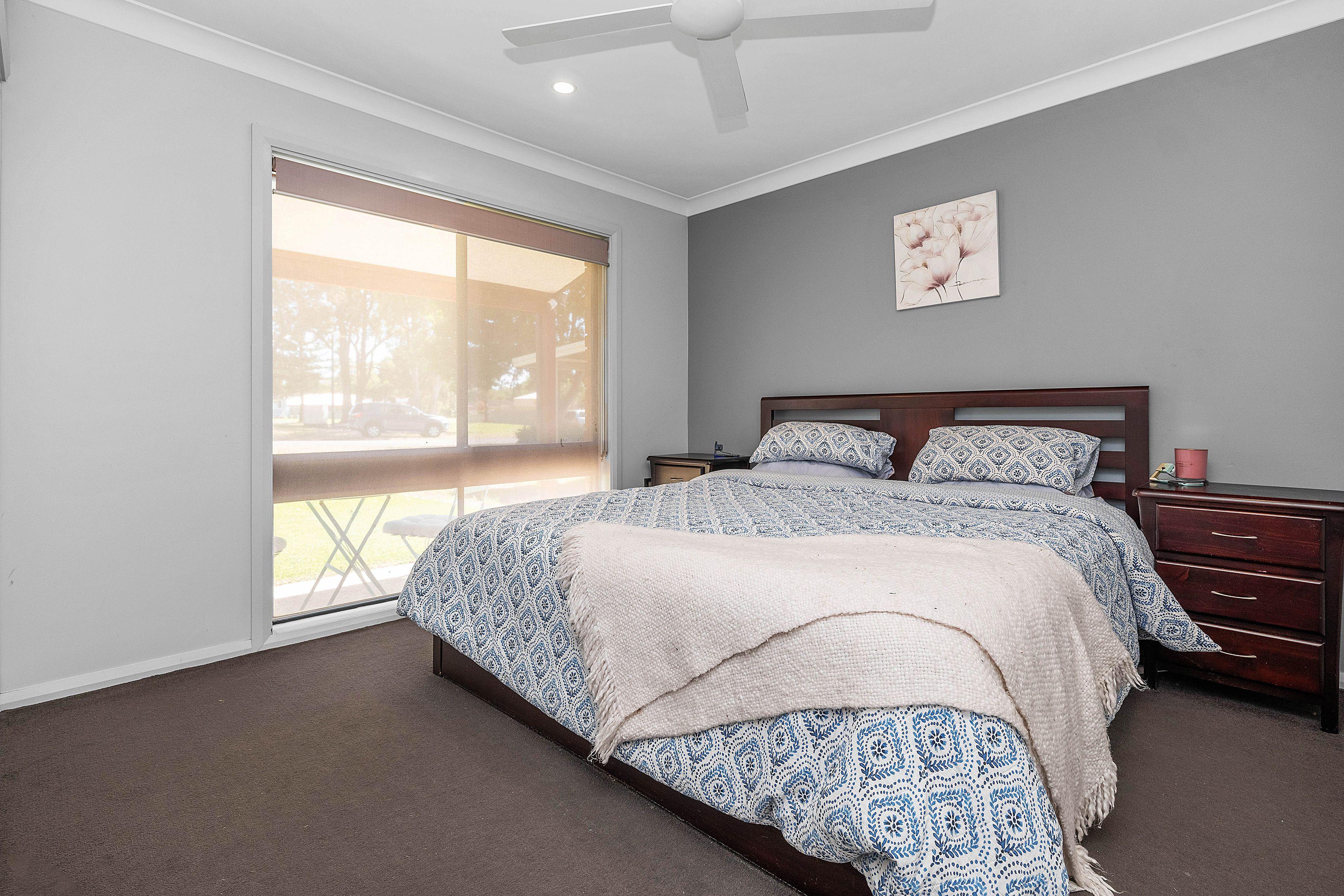 WONDERFUL 4 BEDROOM HOME !