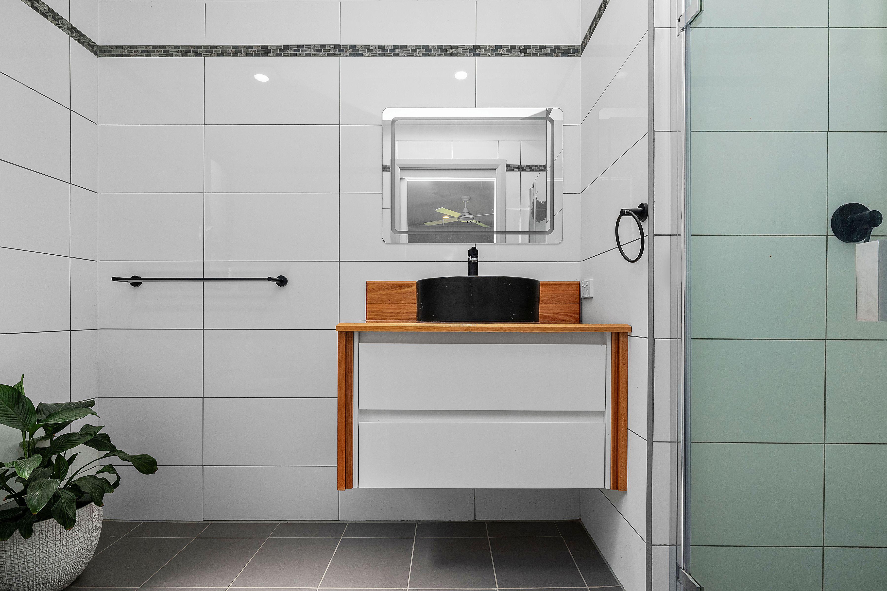 WONDERFUL 4 BEDROOM HOME !