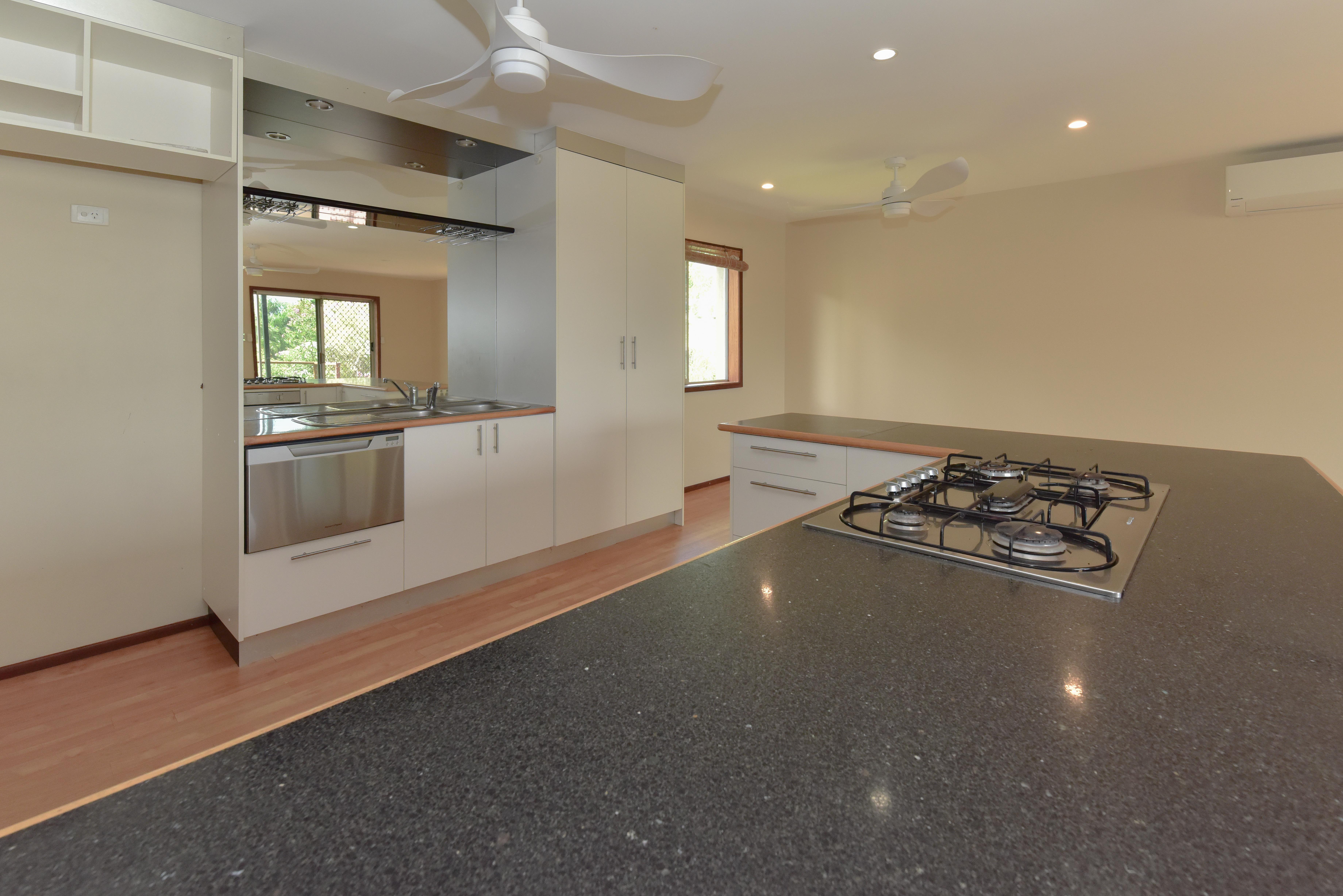 EXCEPTIONAL FAMILY-FRIENDLY WINNER! PLUS PERFECT LOCATION!