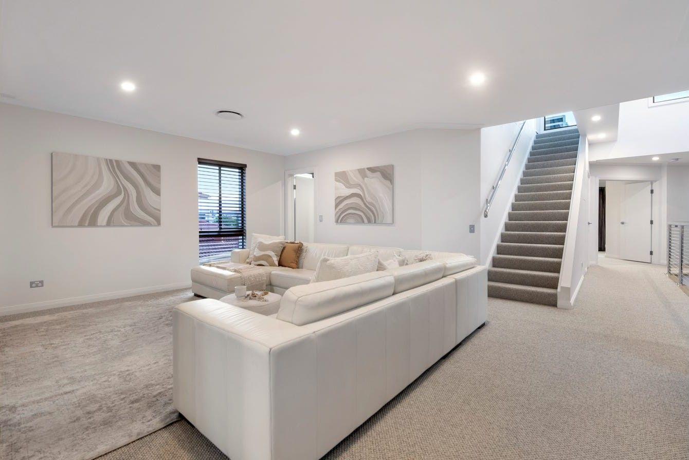 An Unforgettable Statement of Sophisticated Style!