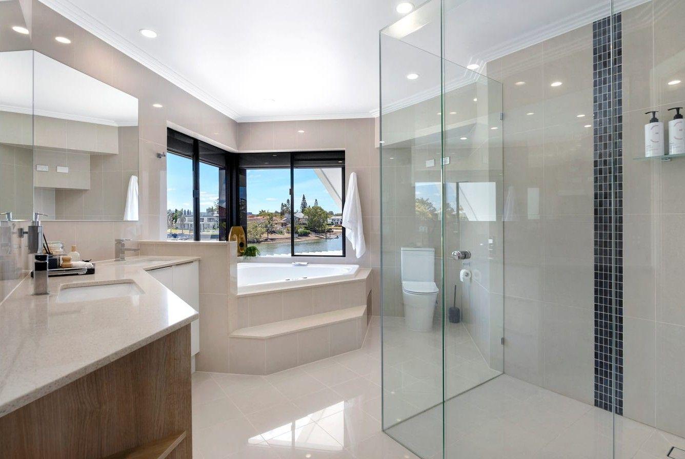 An Unforgettable Statement of Sophisticated Style!