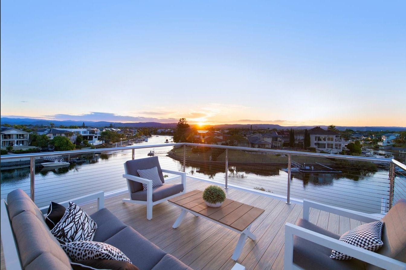 An Unforgettable Statement of Sophisticated Style!