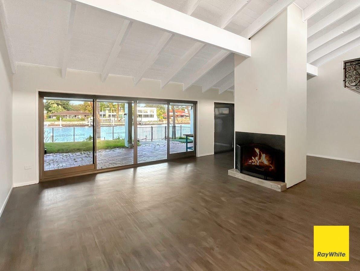 Stunning Family Home in Bundall