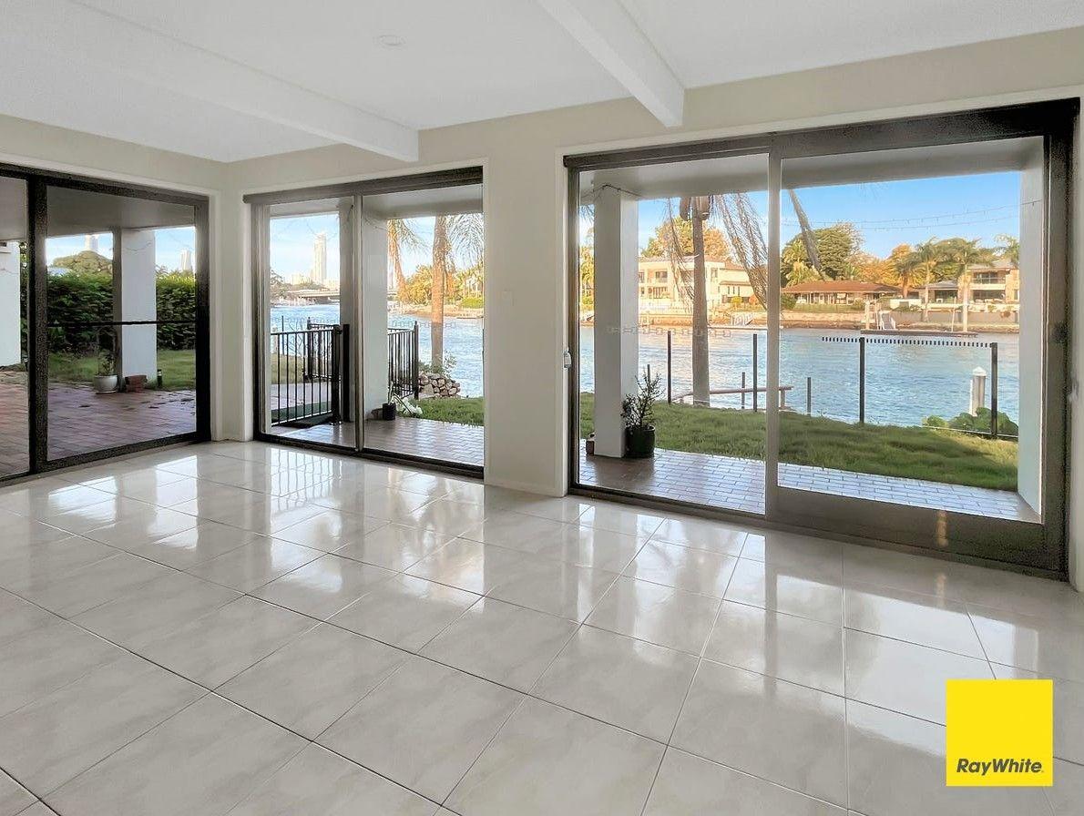 Stunning Family Home in Bundall