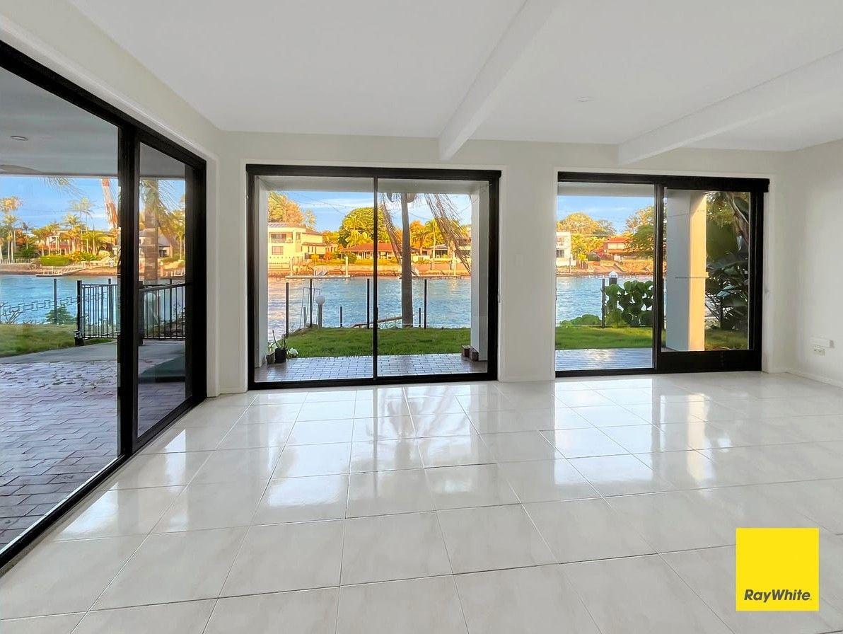 Stunning Family Home in Bundall