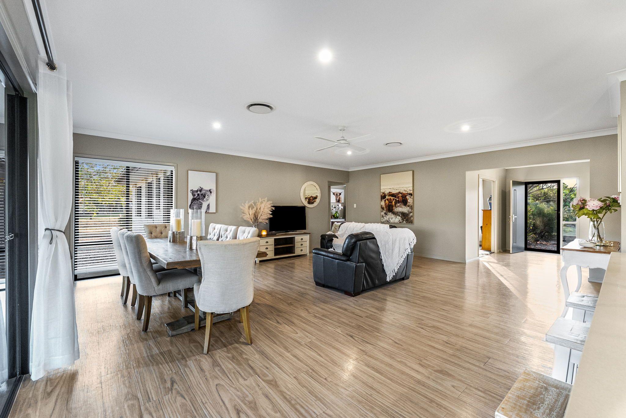 Equestrian Lifestyle Retreat on 13 Acres - The Ultimate Country Escape in Hatton Vale