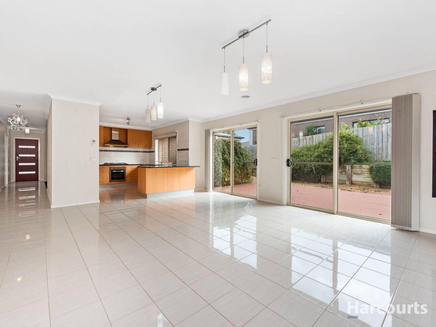 19 Bladen Street, WARRAGUL, VIC 3820 - House for Rent - harcourts.net