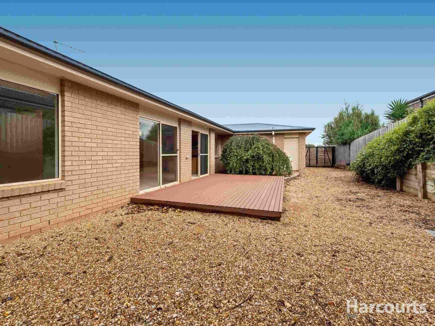 19 Bladen Street, WARRAGUL, VIC 3820 - House for Rent - harcourts.net
